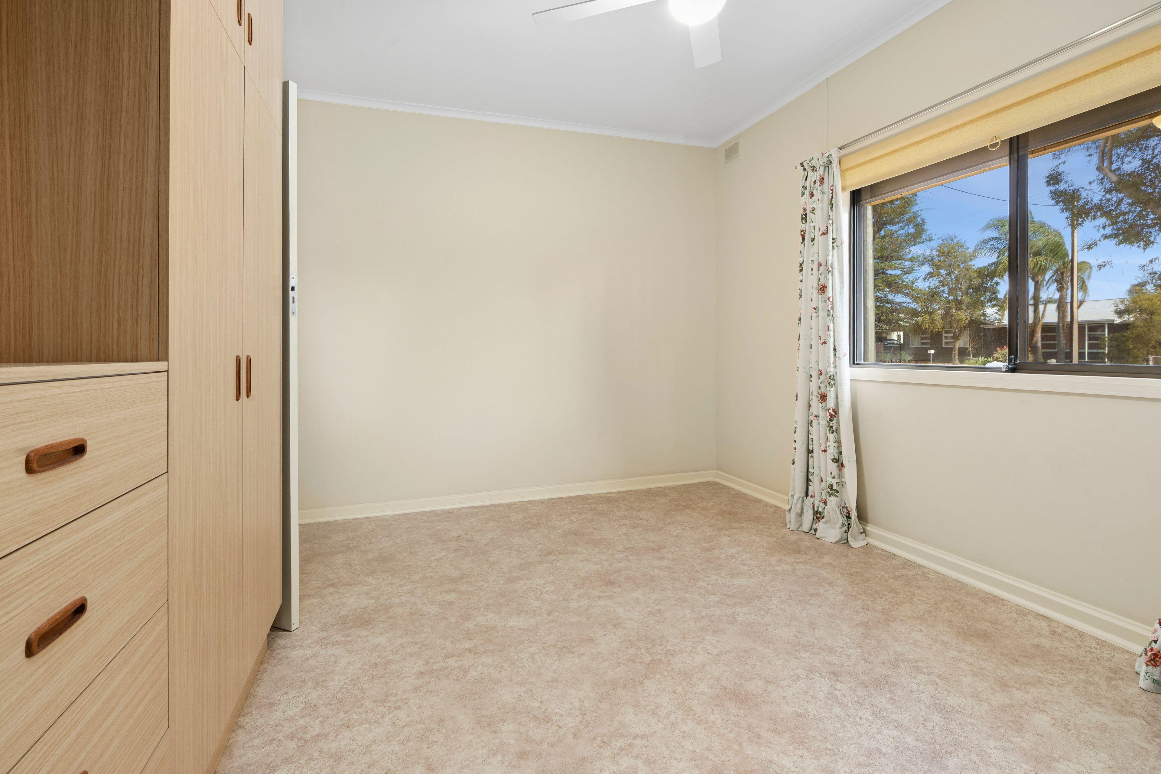 House for Sale: Renmark, SA 5341, SA, 5341