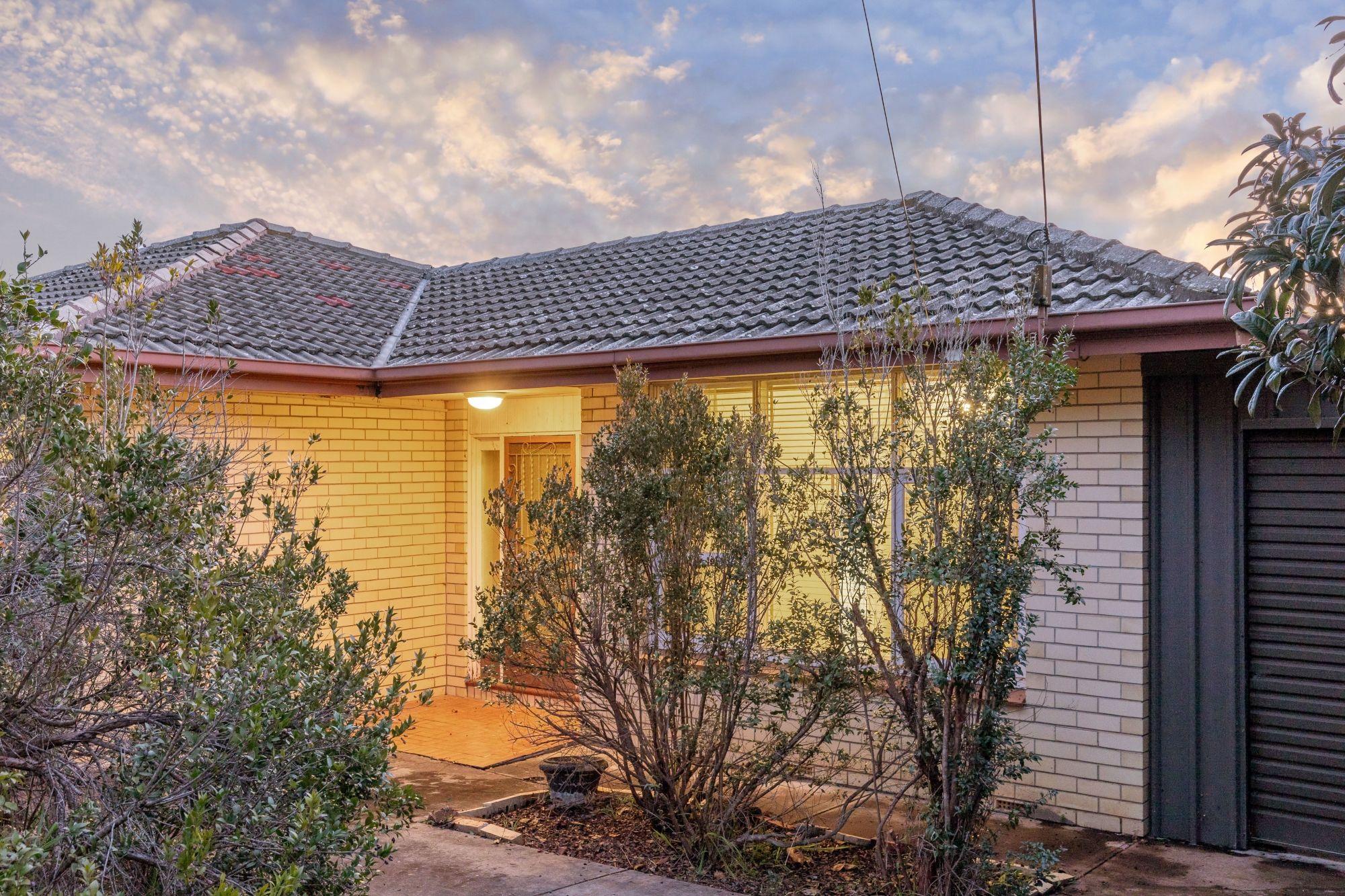 Prop-GPT: House: SA O'Halloran Hill, SA 5158 Home For Sale