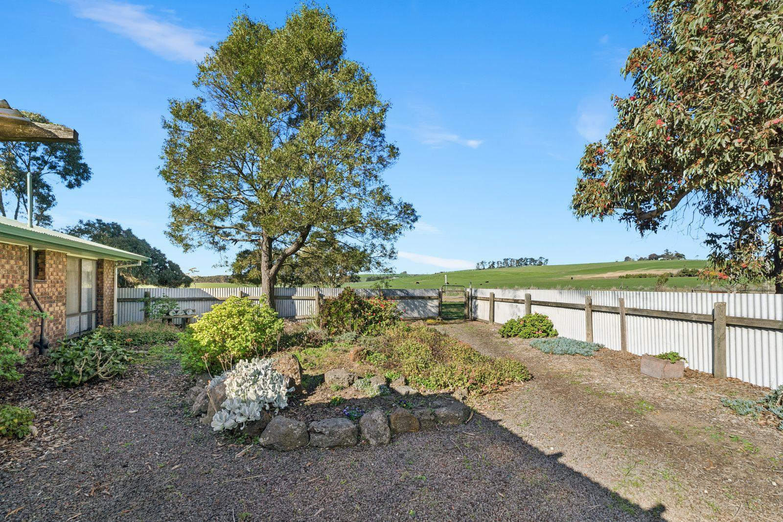 House for Sale: Elliminyt, VIC 3250, VIC, 3250