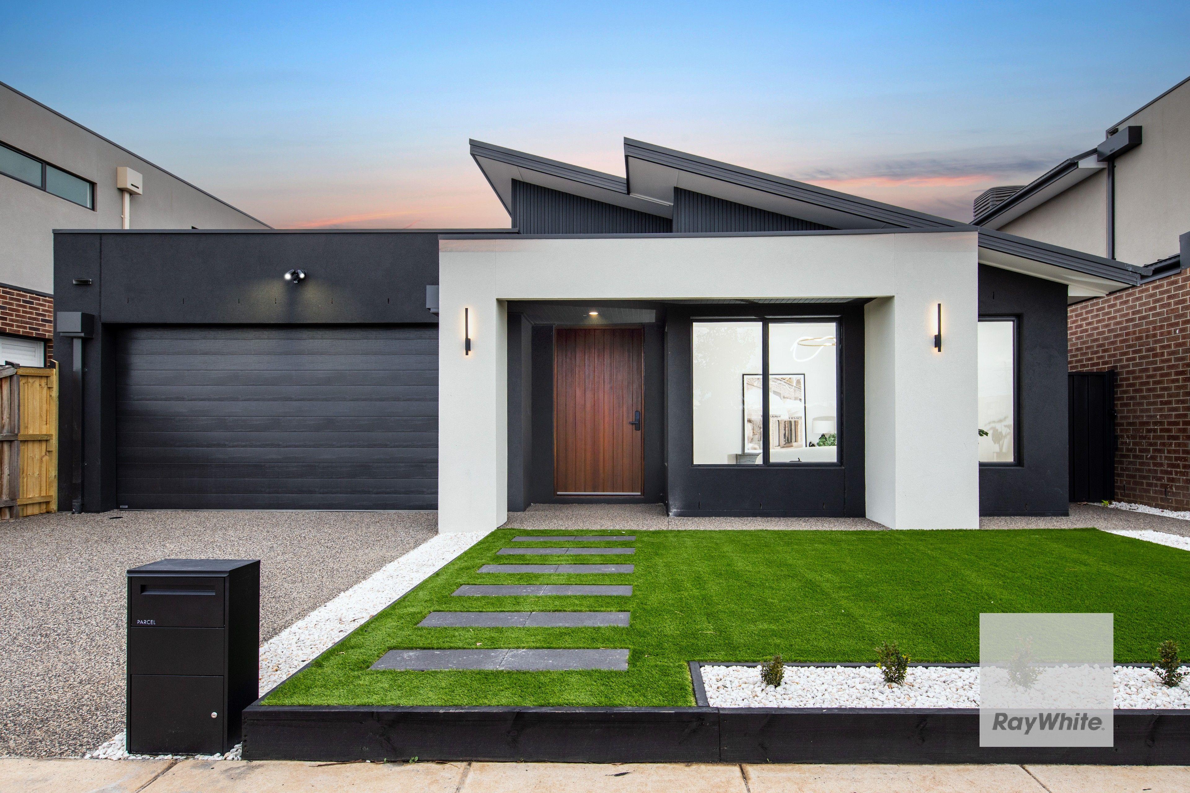 Prop-GPT: House:   Home For Sale
