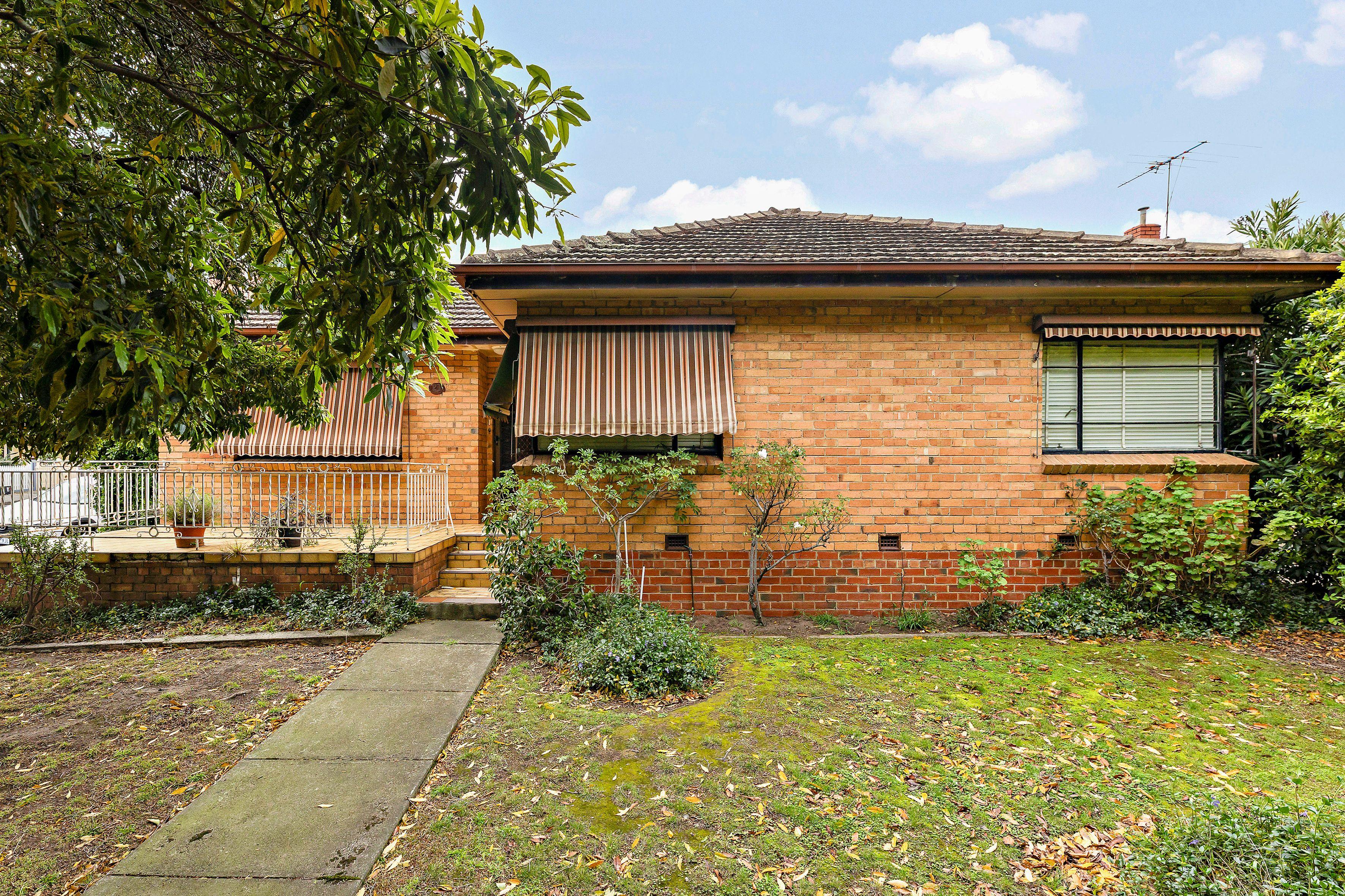 Prop-GPT: House: VIC Brunswick West, VIC 3055 Home For Sale