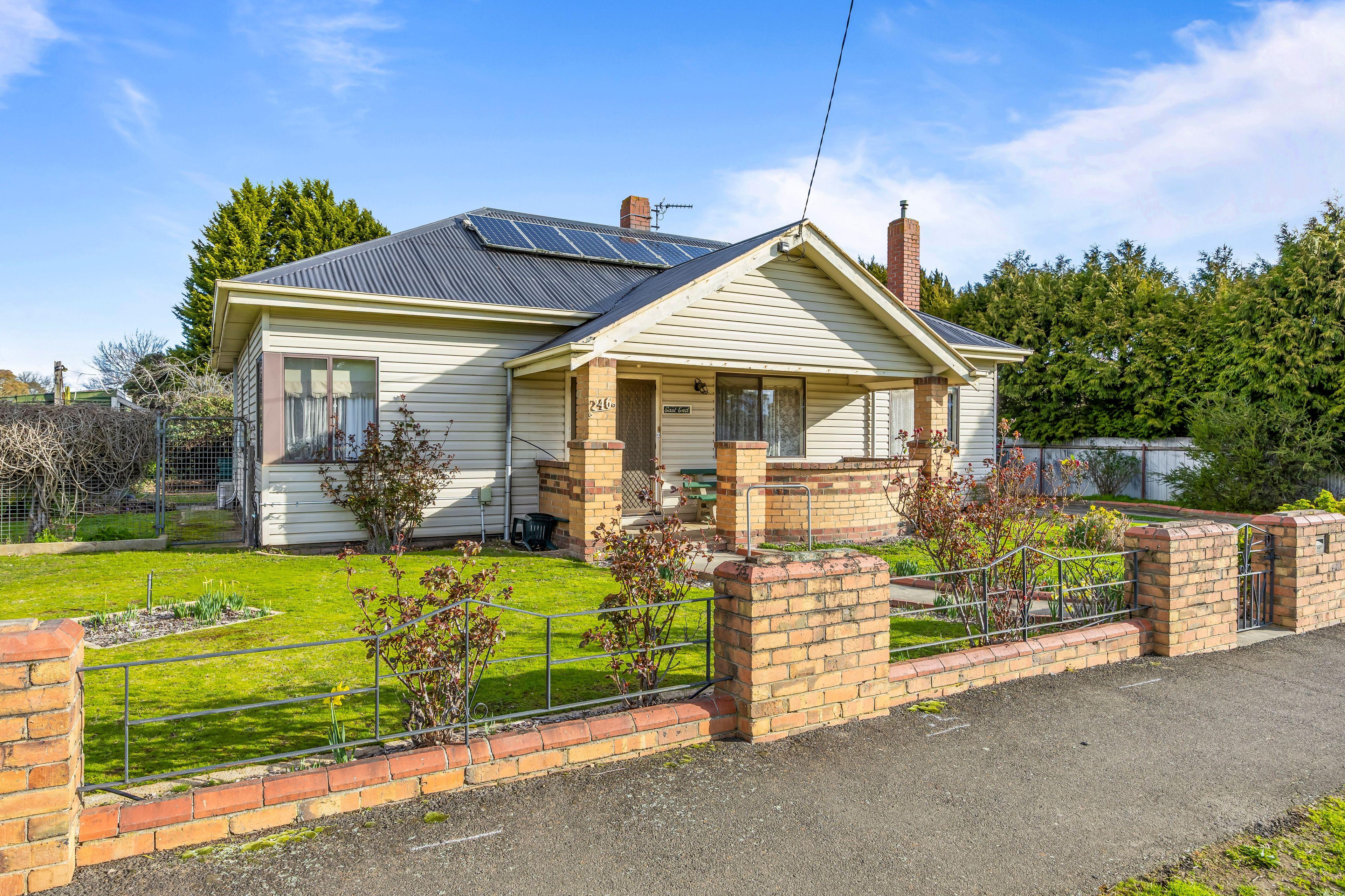 House for Sale: Ballarat East, VIC 3350, VIC, 3350