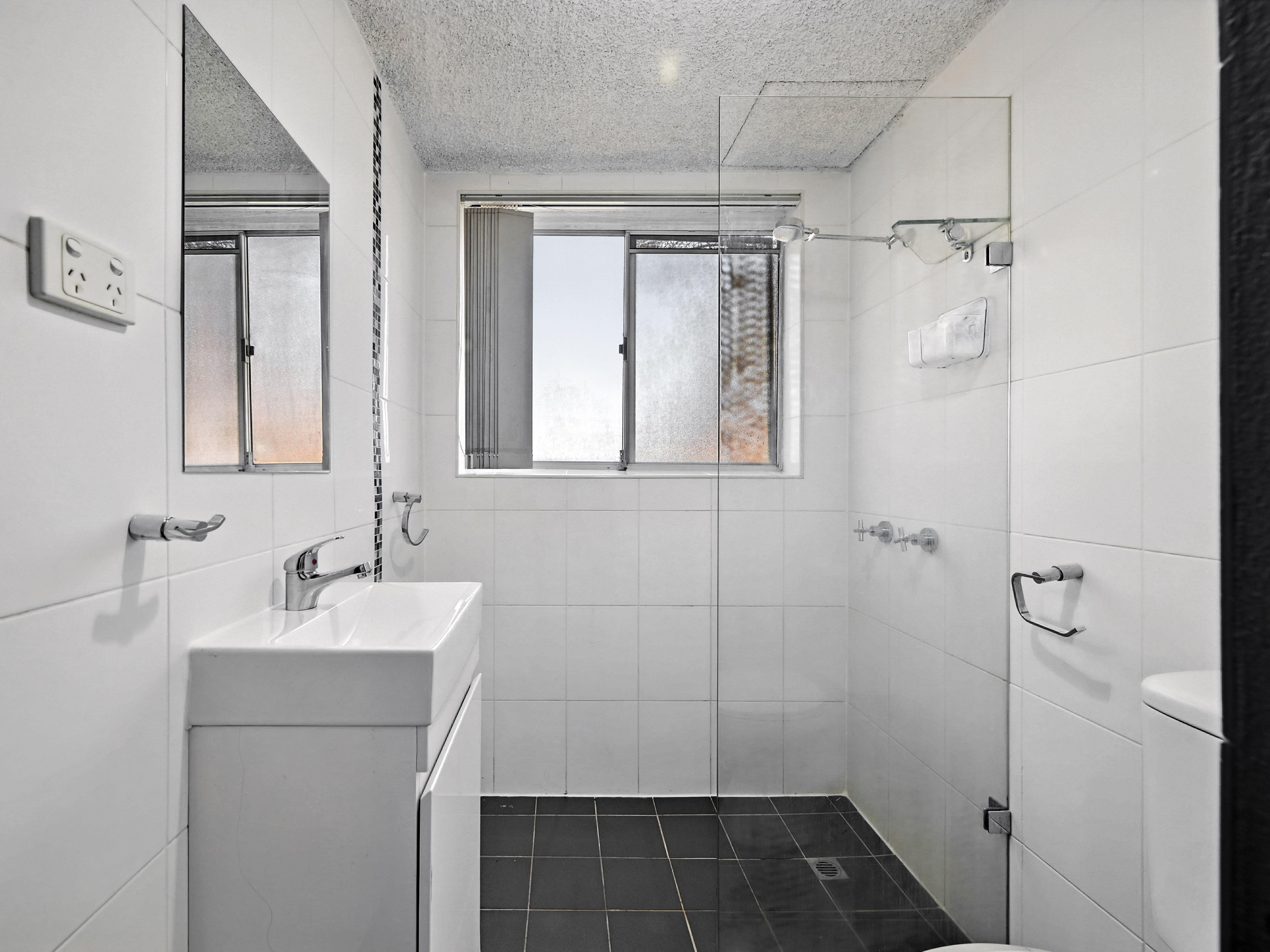 Apartment for Sale: Campbelltown, NSW 2560, NSW, 2560