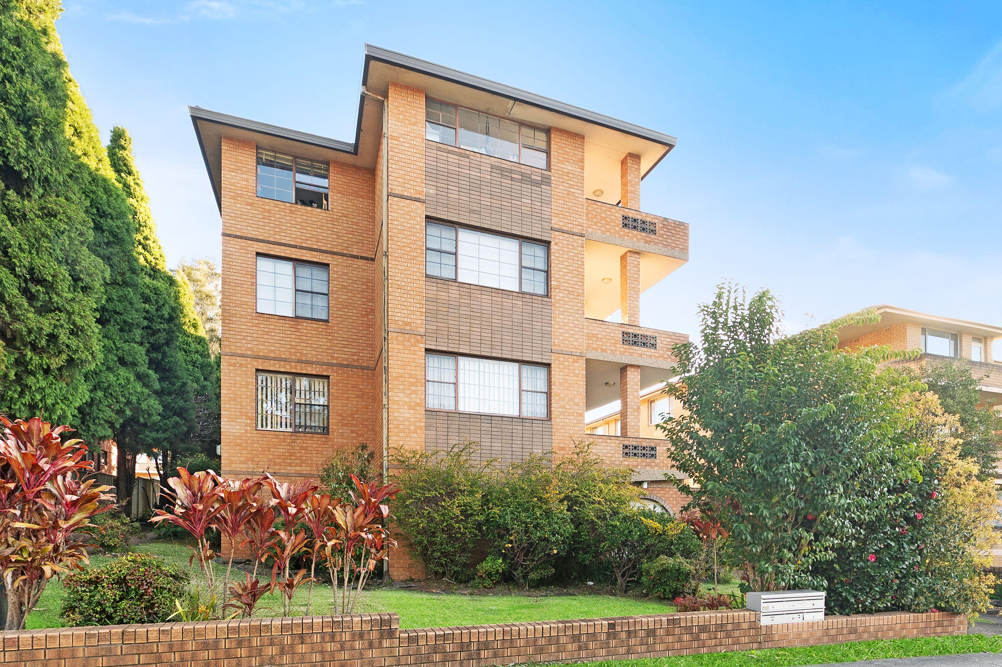 Prop-GPT: Apartment: NSW Penshurst, NSW 2222 Home For Sale