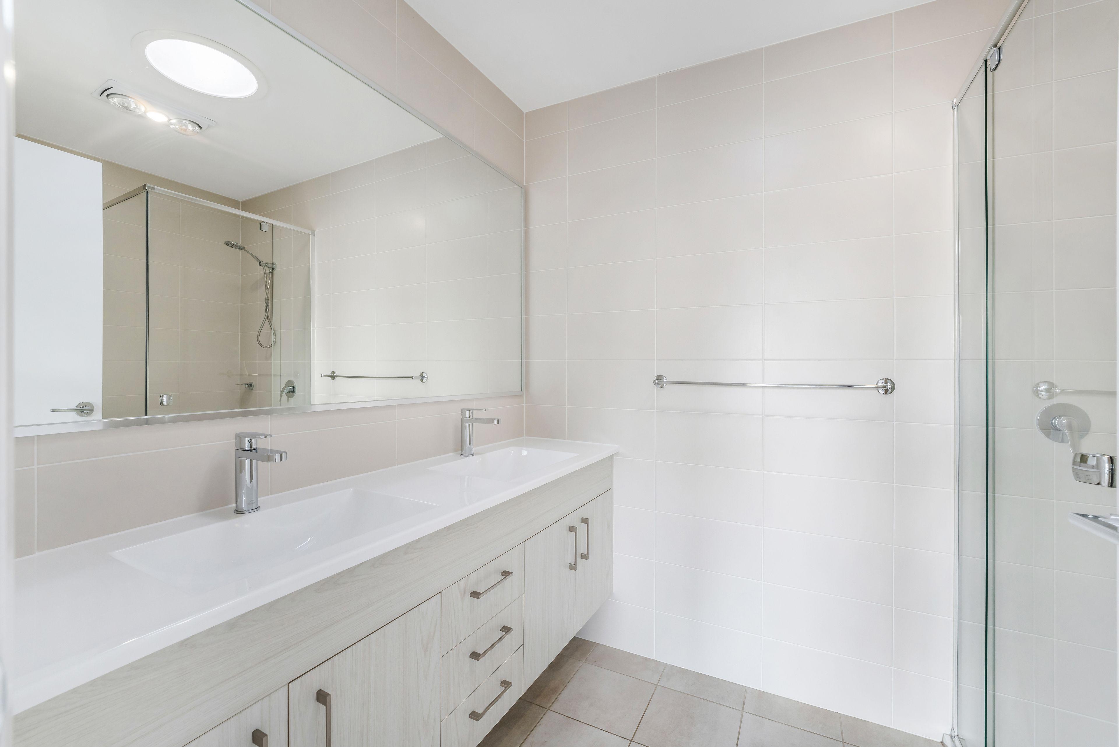 DuplexSemi-detached for Sale: Edmondson Park, NSW 2174, NSW, 2174