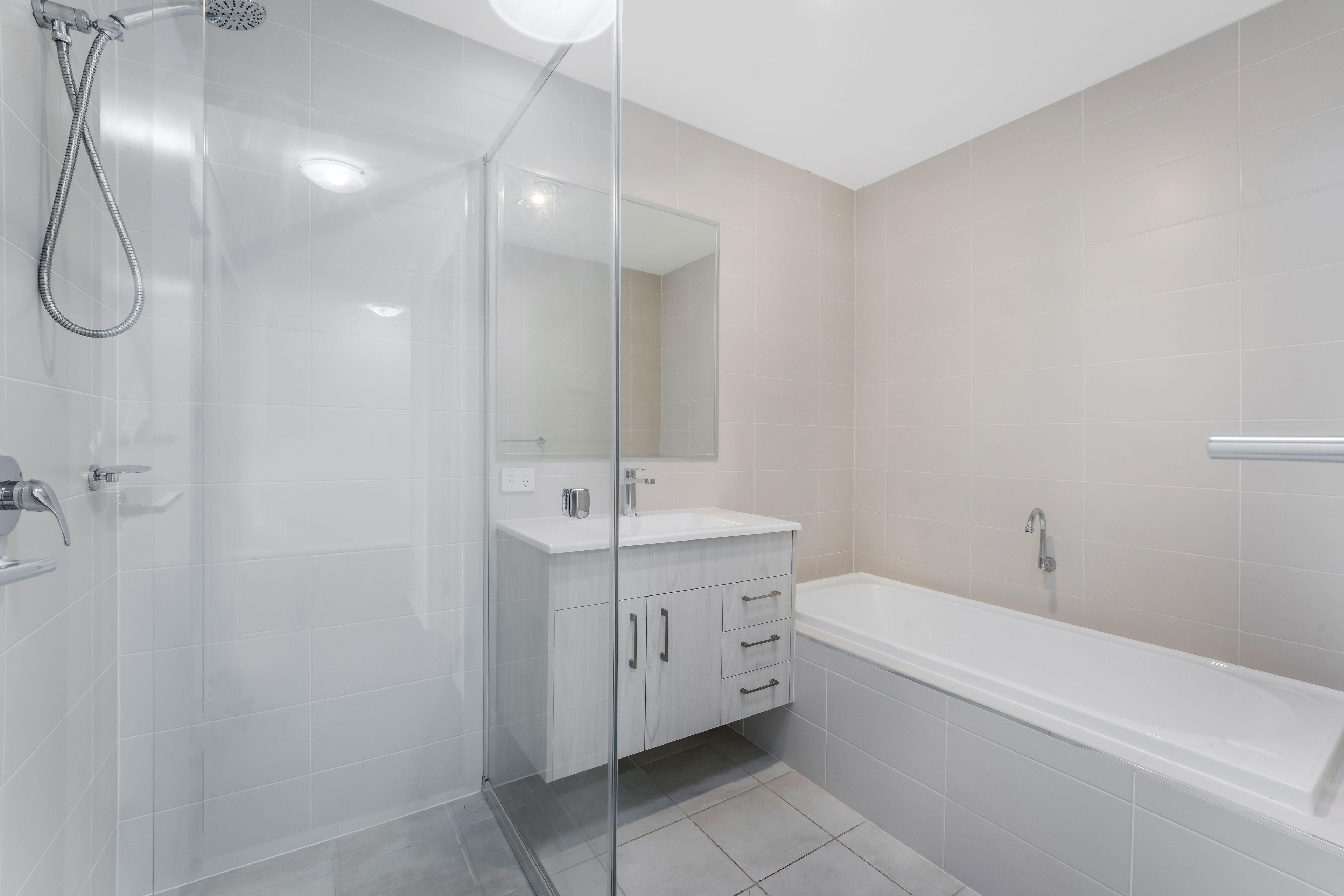DuplexSemi-detached for Sale: Edmondson Park, NSW 2174, NSW, 2174