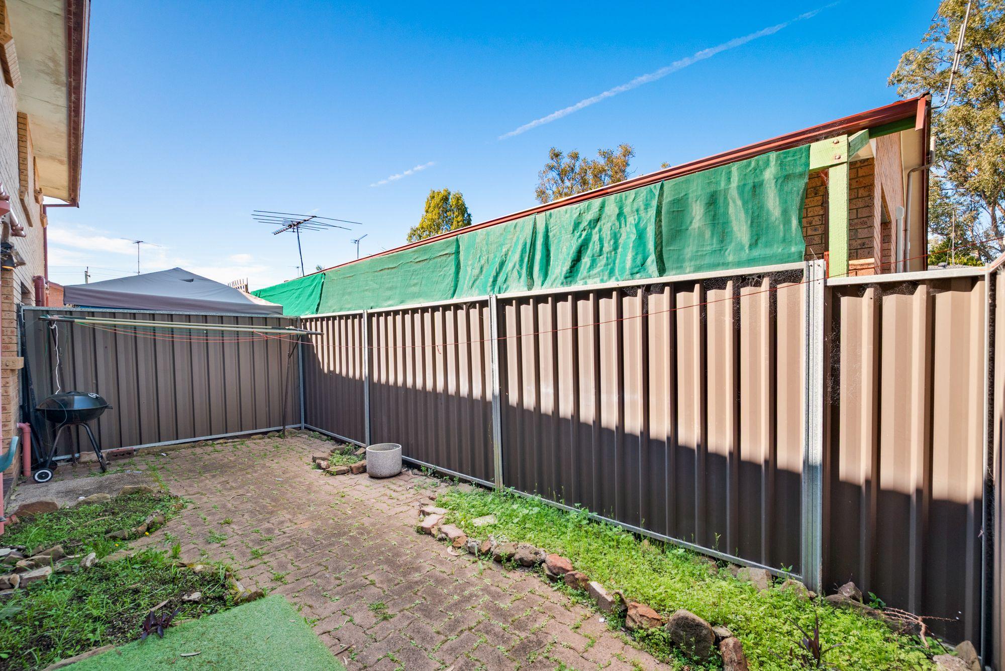 Townhouse for Sale: Leumeah, NSW 2560, NSW, 2560