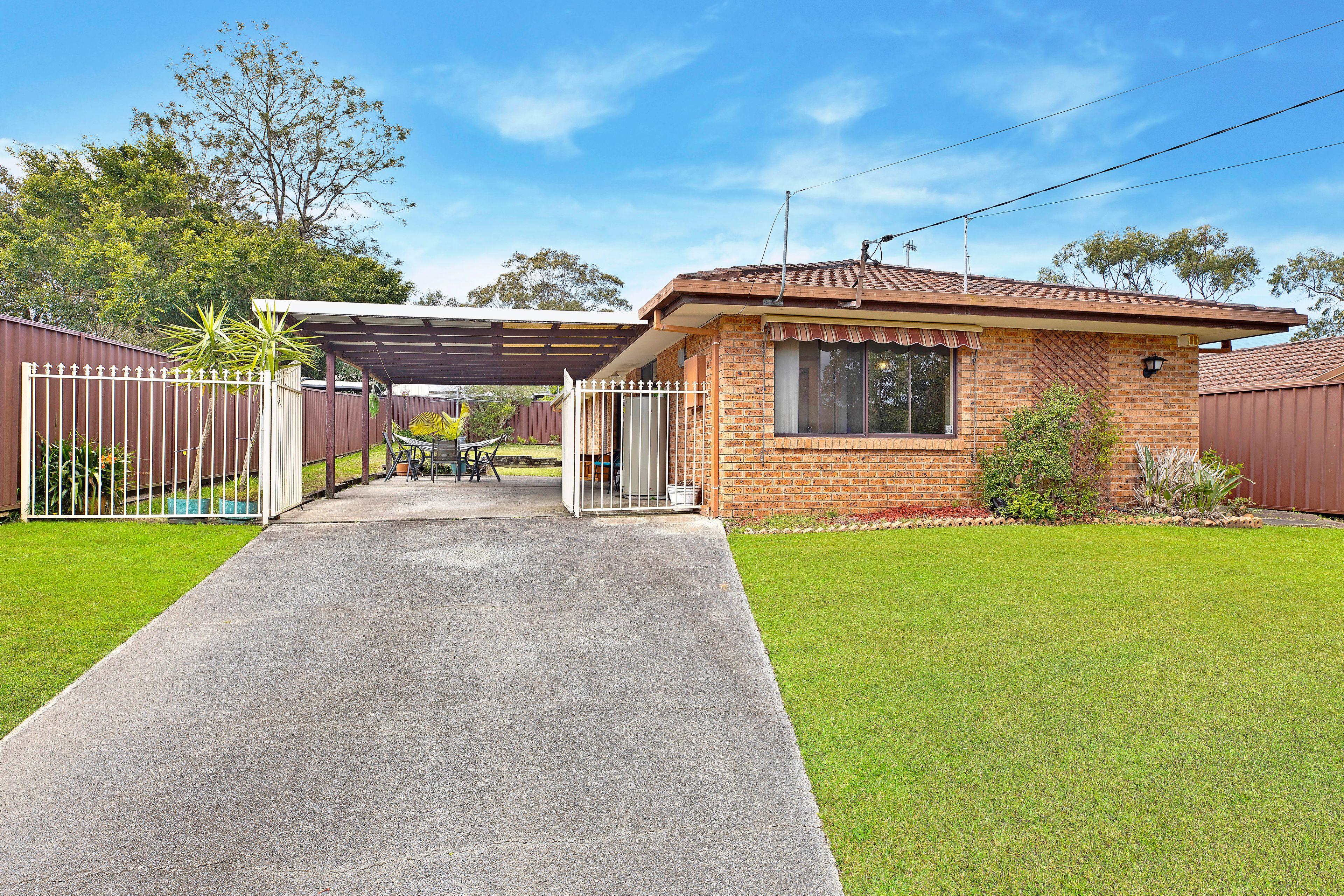 Prop-GPT: House: NSW Bateau Bay, NSW 2261 Home For Sale