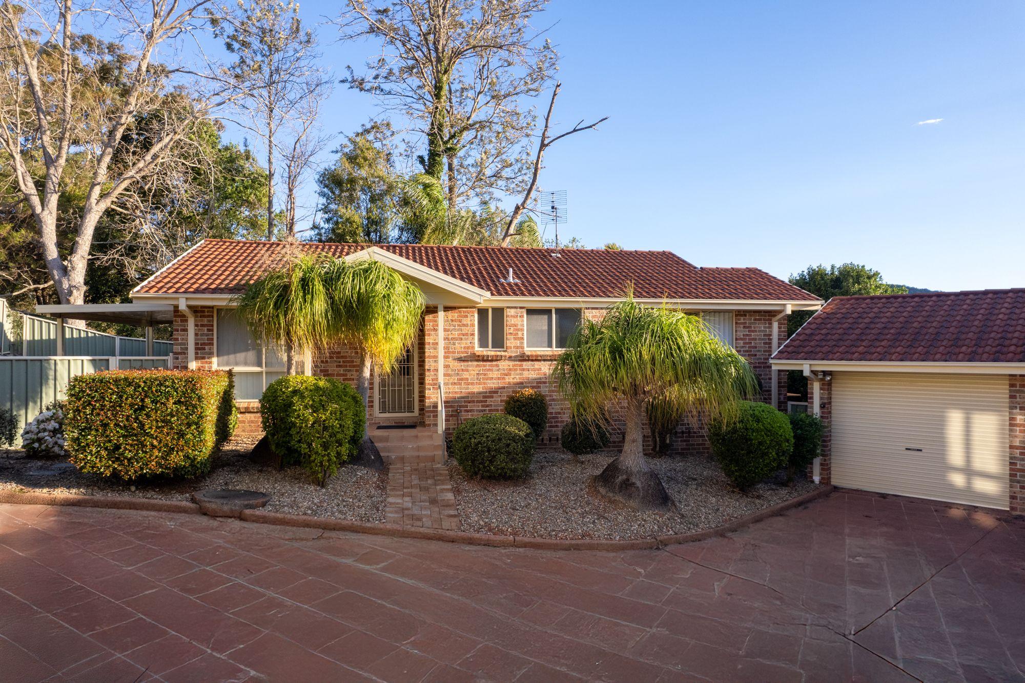 Prop-GPT: Villa: NSW Tumbi Umbi, NSW 2261 Home For Sale