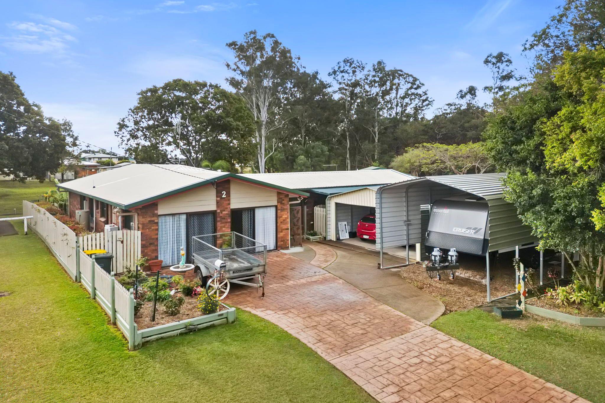 Prop-GPT: House: QLD Granville, QLD 4650 Home For Sale