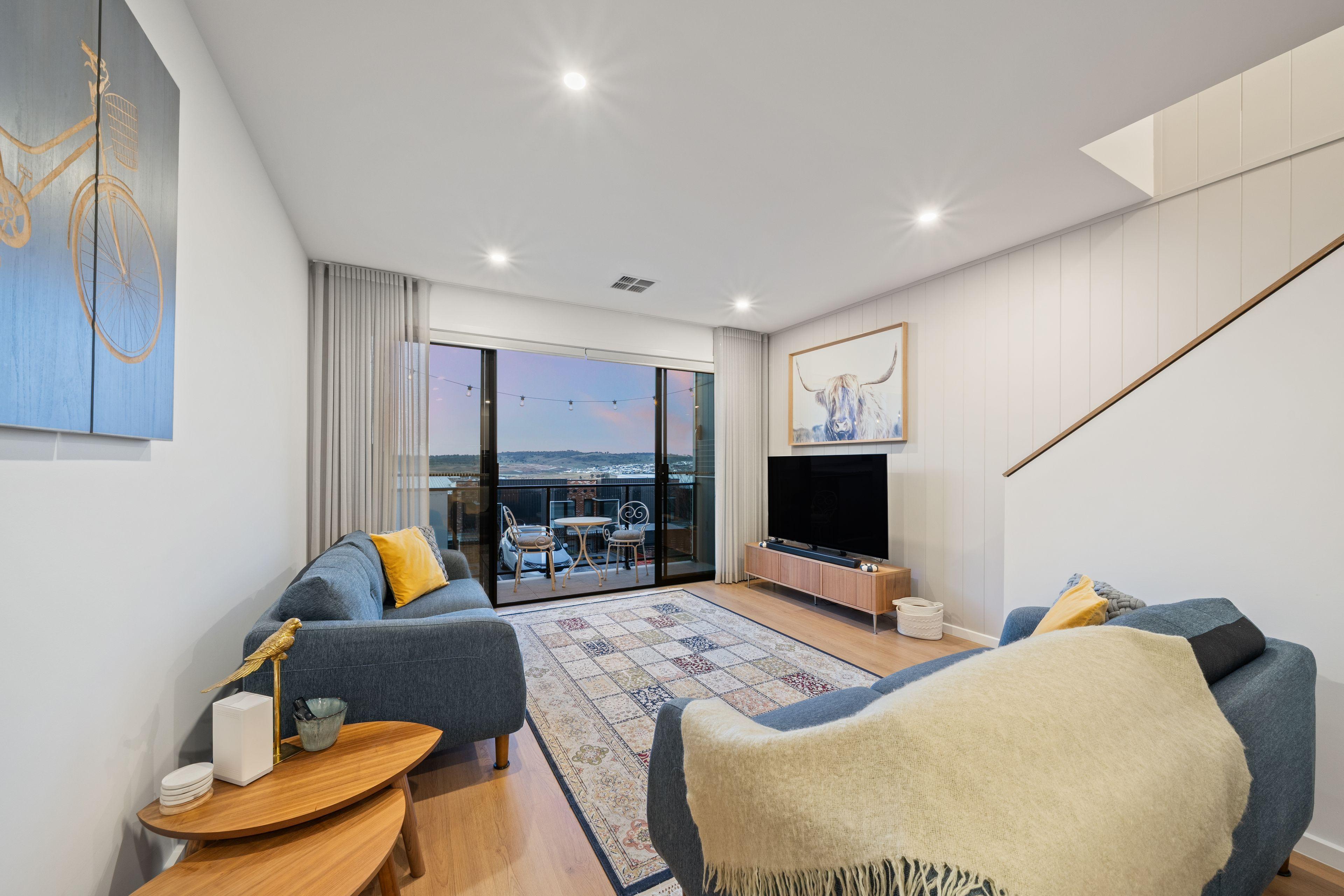Townhouse for Sale: Fisher, ACT 2611, ACT, 2611