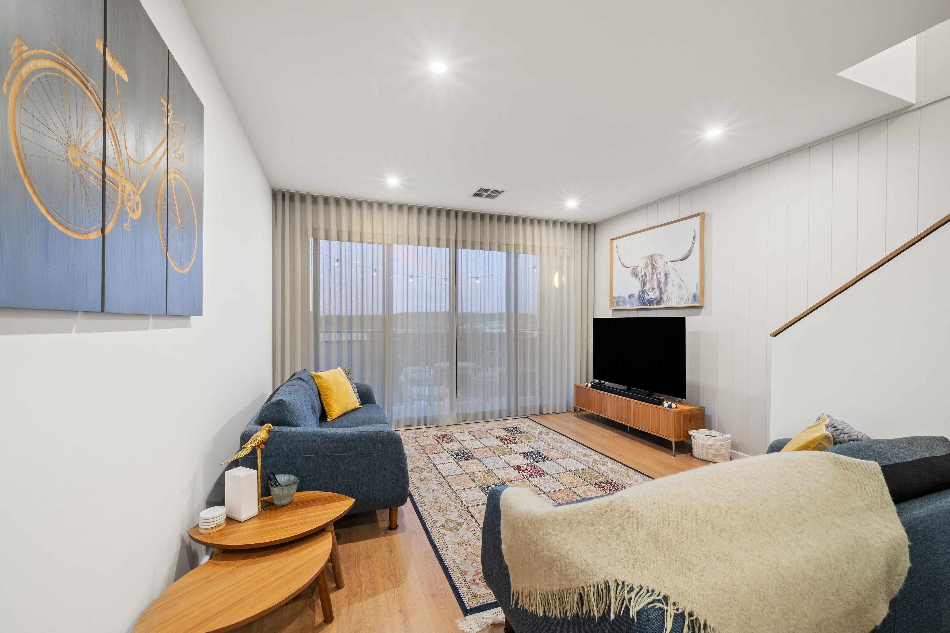 Townhouse for Sale: Fisher, ACT 2611, ACT, 2611