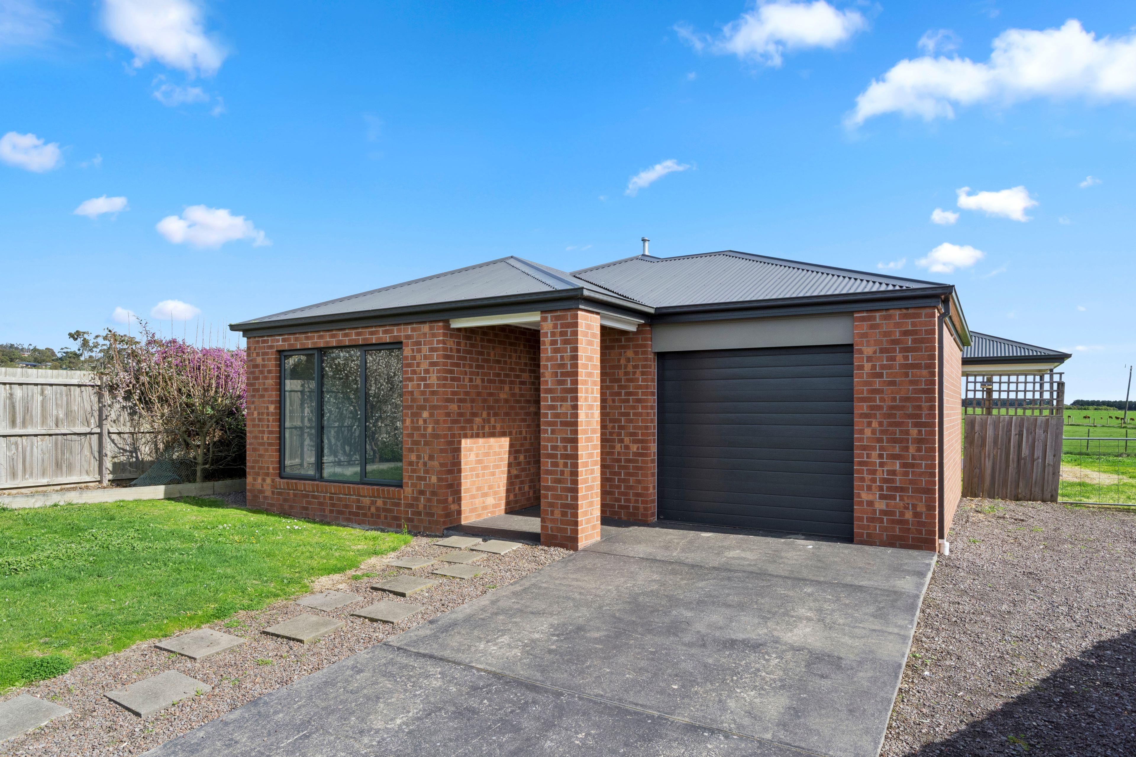 House for Sale: Camperdown, VIC 3260, VIC, 3260