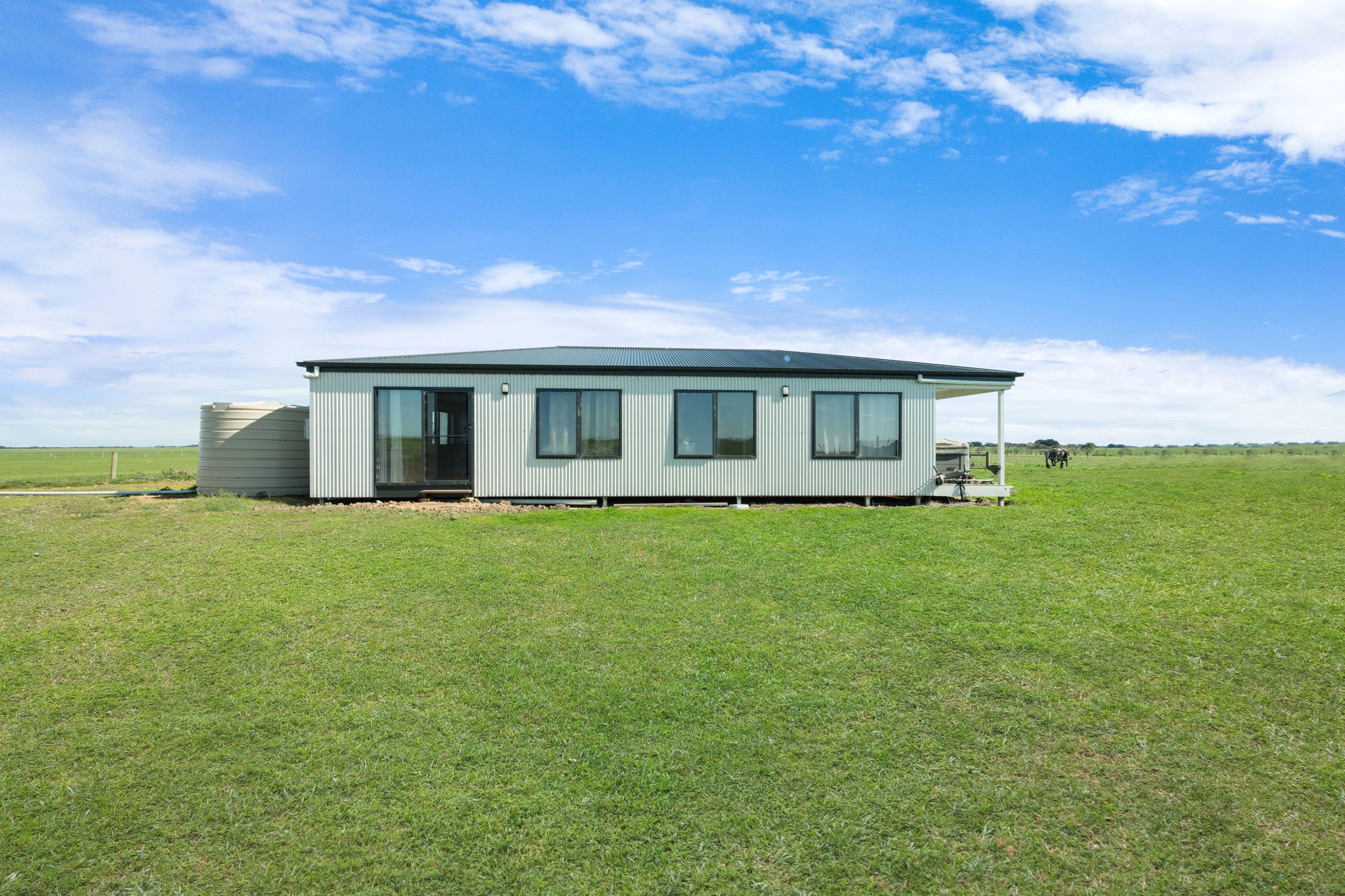 House for Sale: Koroit, VIC 3282, VIC, 3282