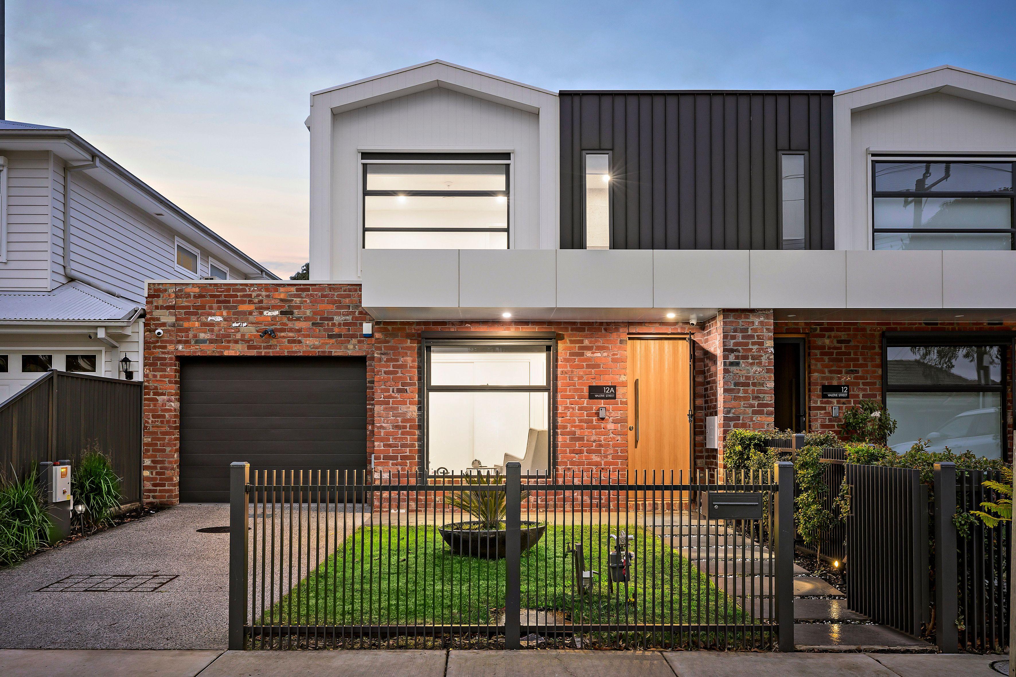 Prop-GPT: House: VIC Pascoe Vale, VIC 3044 Home For Sale