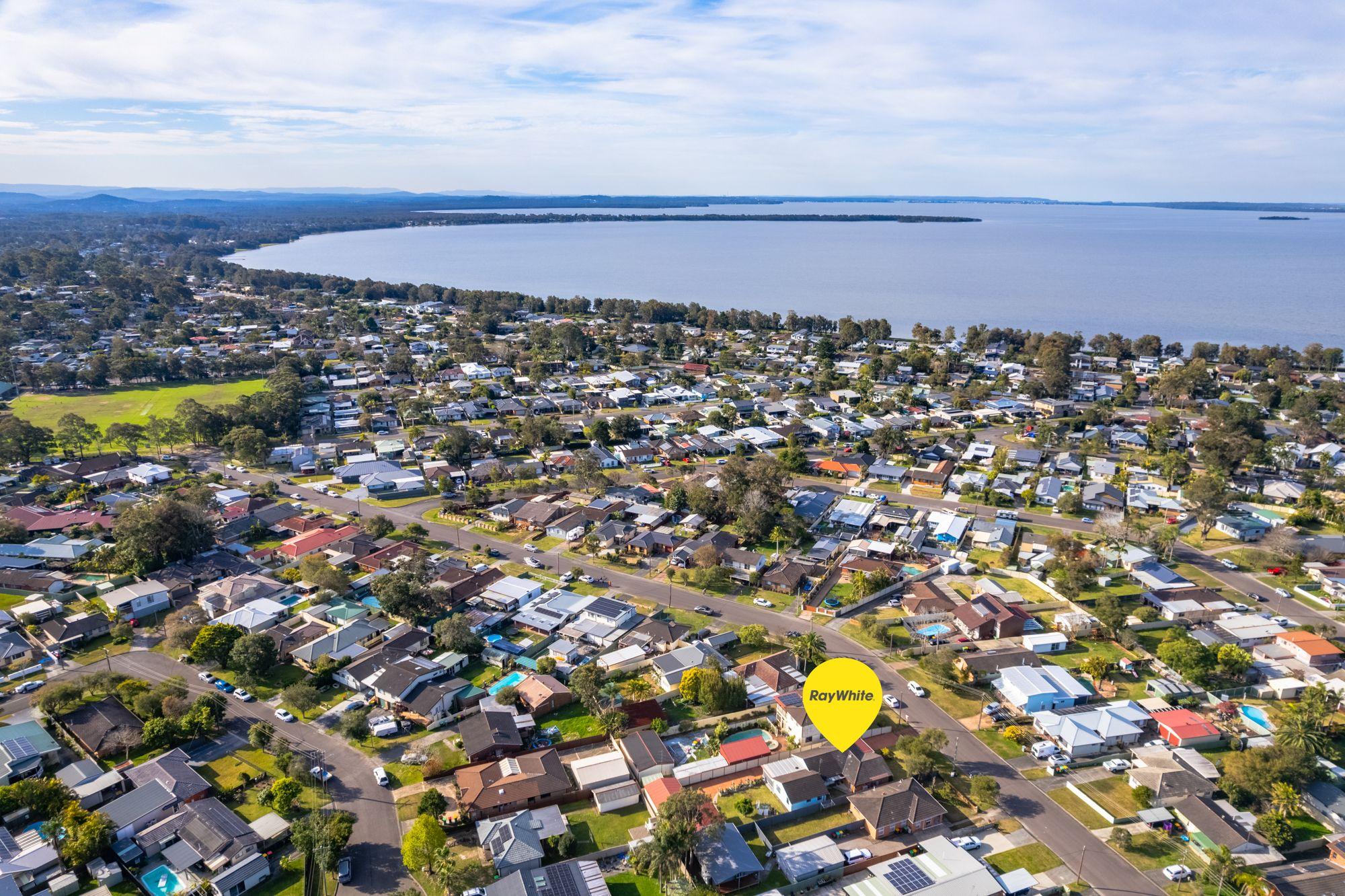 House for Sale: Berkeley Vale, NSW 2261, NSW, 2261