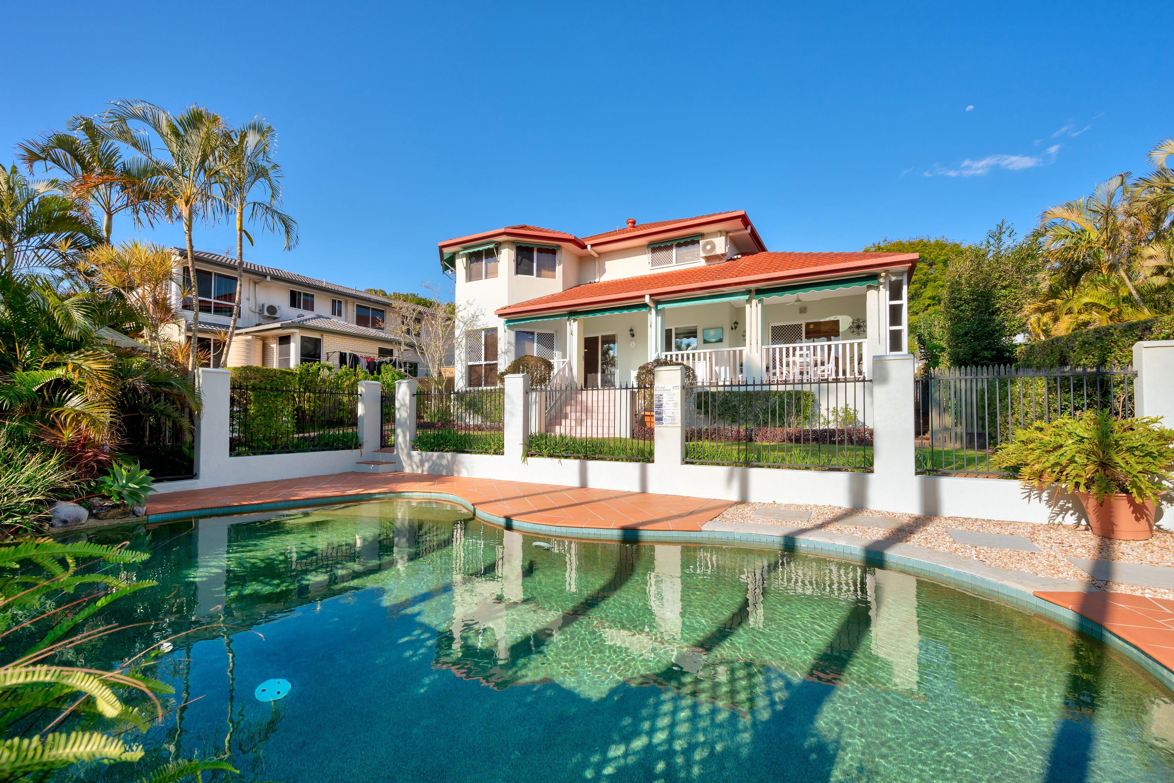 Prop-GPT: House: QLD Aspley, QLD 4034 Home For Sale