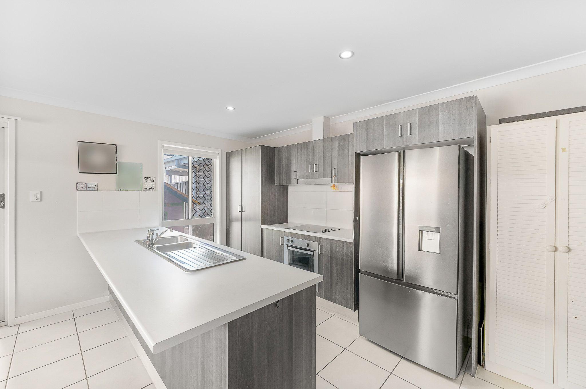 DuplexSemi-detached for Sale: Clinton, QLD 4680, QLD, 4680