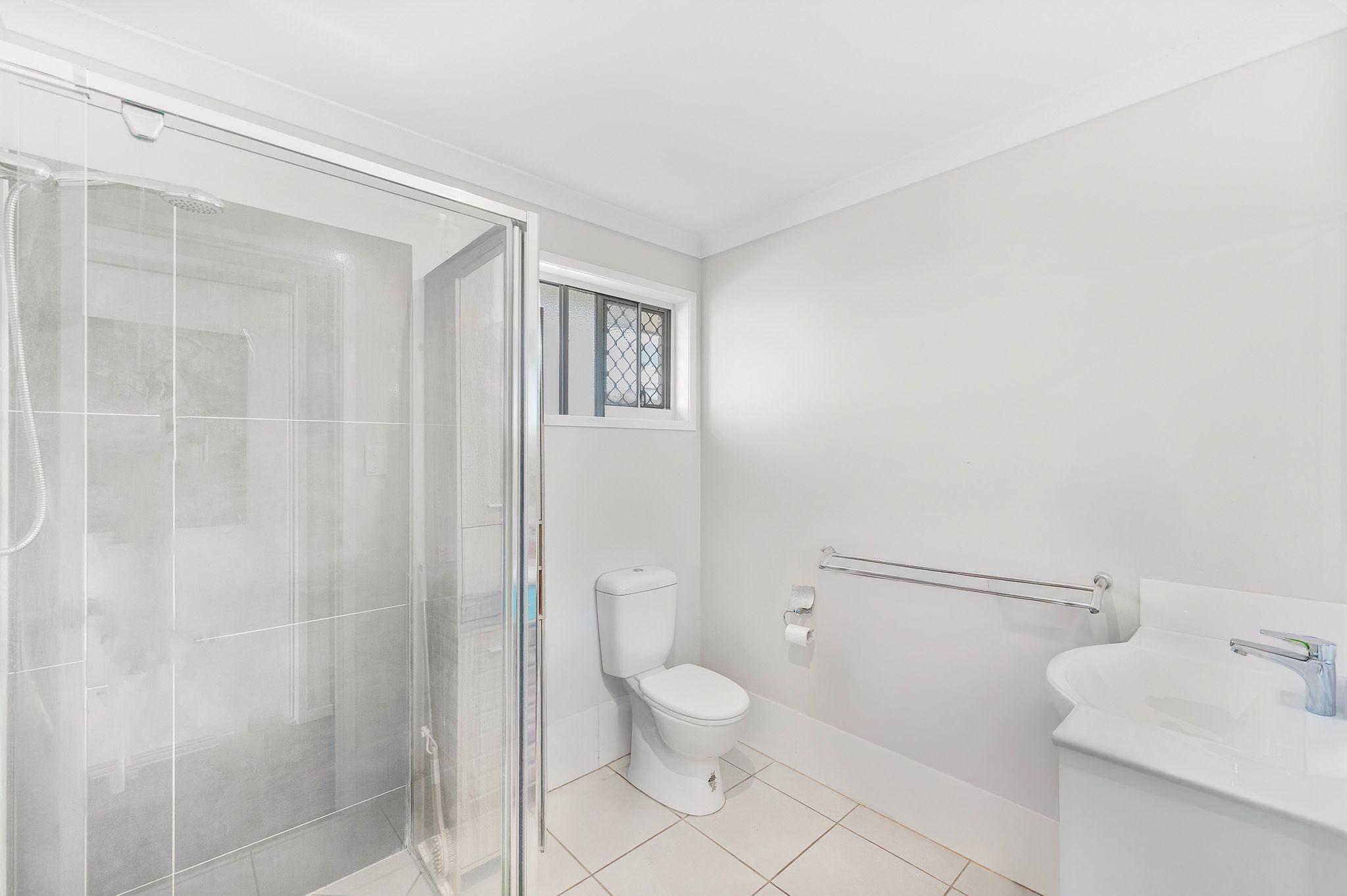 DuplexSemi-detached for Sale: Clinton, QLD 4680, QLD, 4680