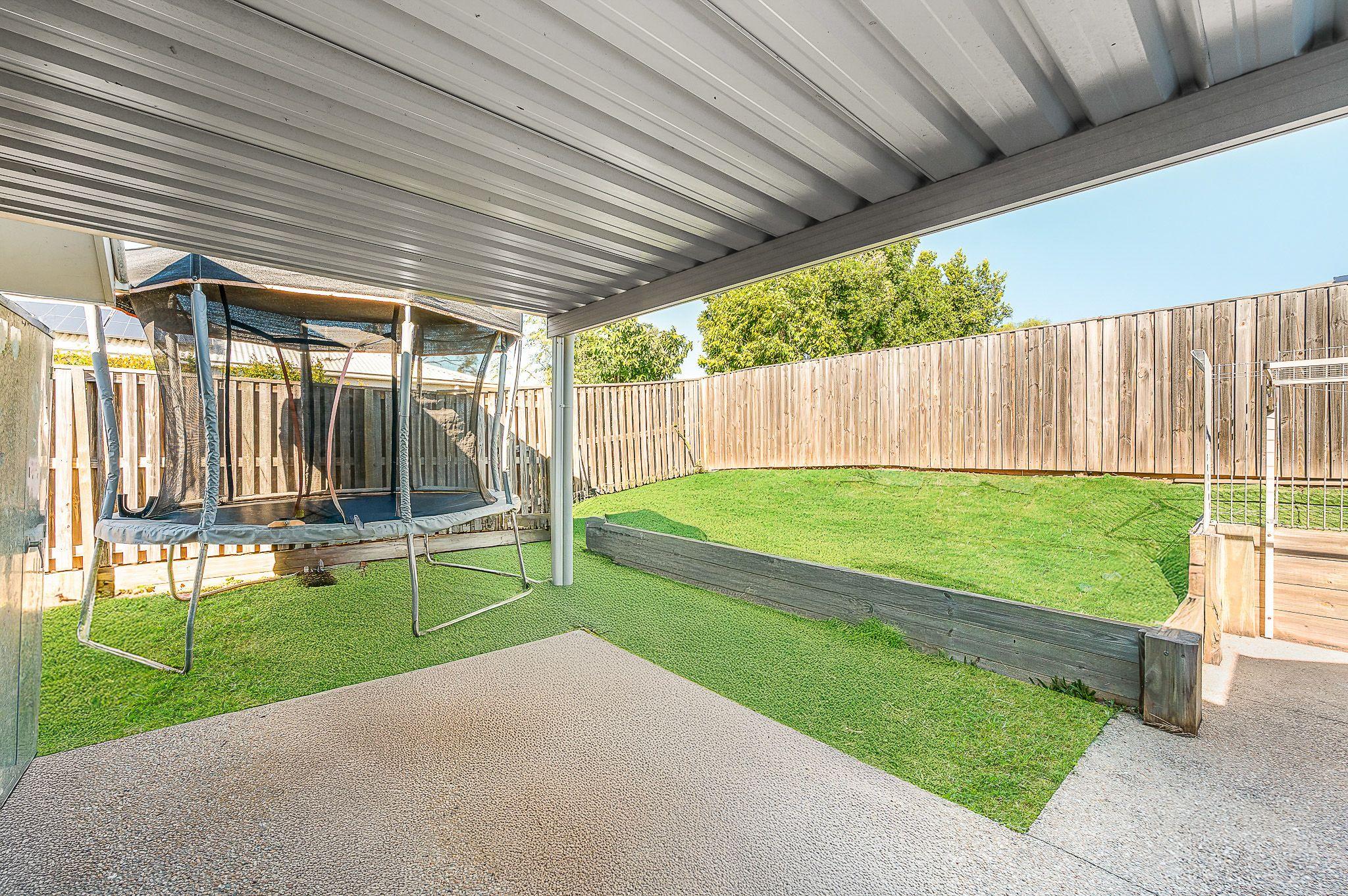 DuplexSemi-detached for Sale: Clinton, QLD 4680, QLD, 4680