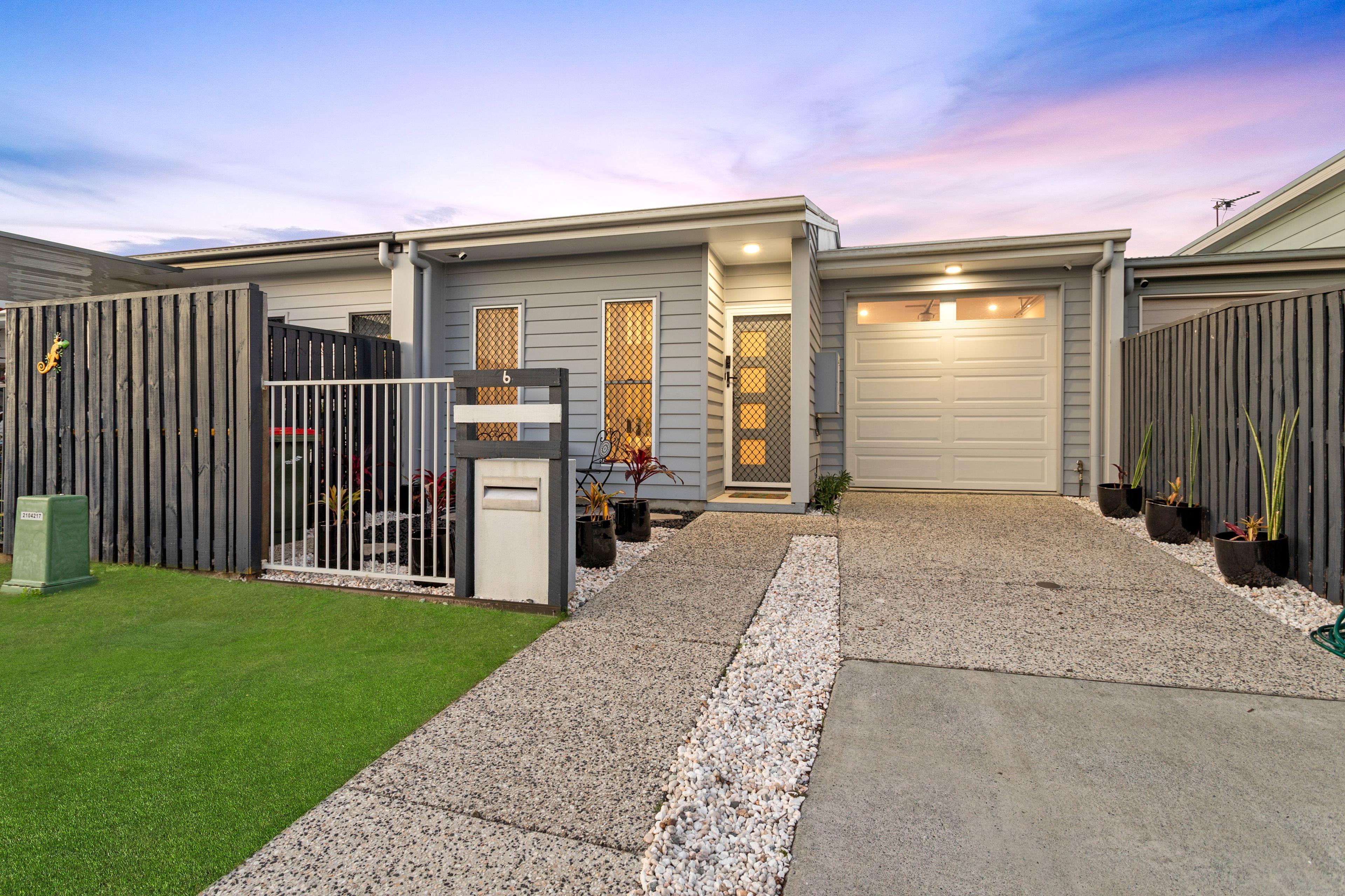Prop-GPT: House: QLD Deception Bay, QLD 4508 Home For Sale