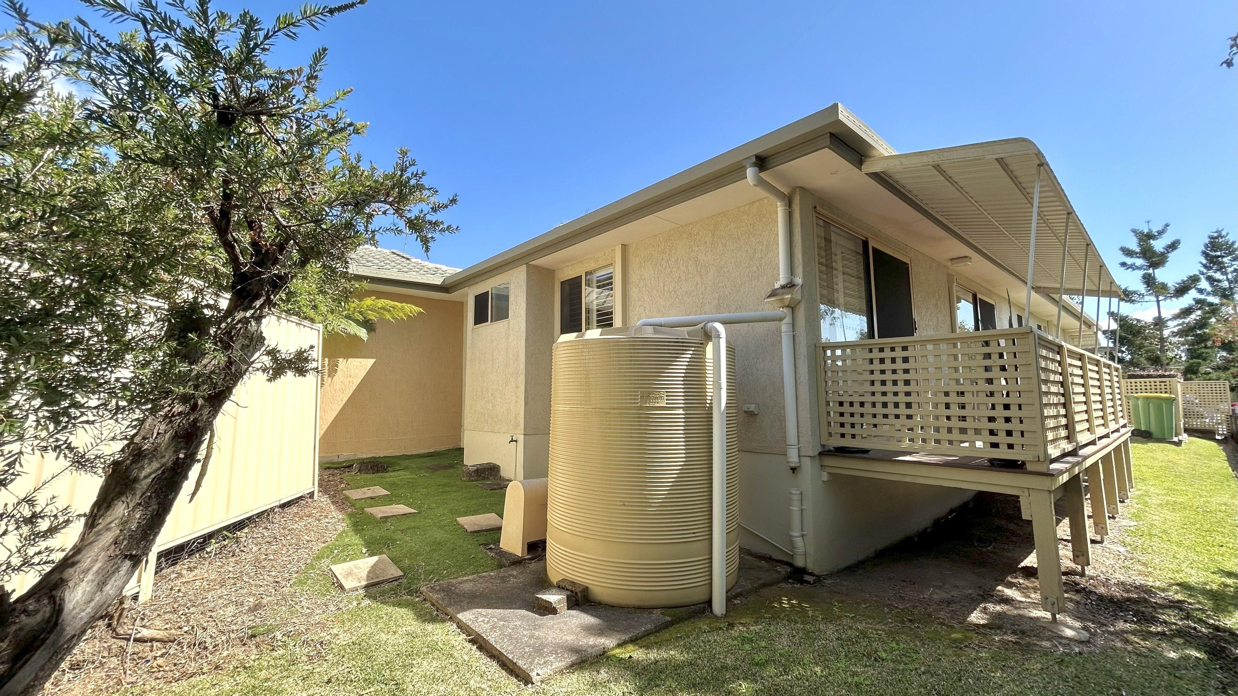 DuplexSemi-detached for Sale: Robina, QLD 4226, QLD, 4226