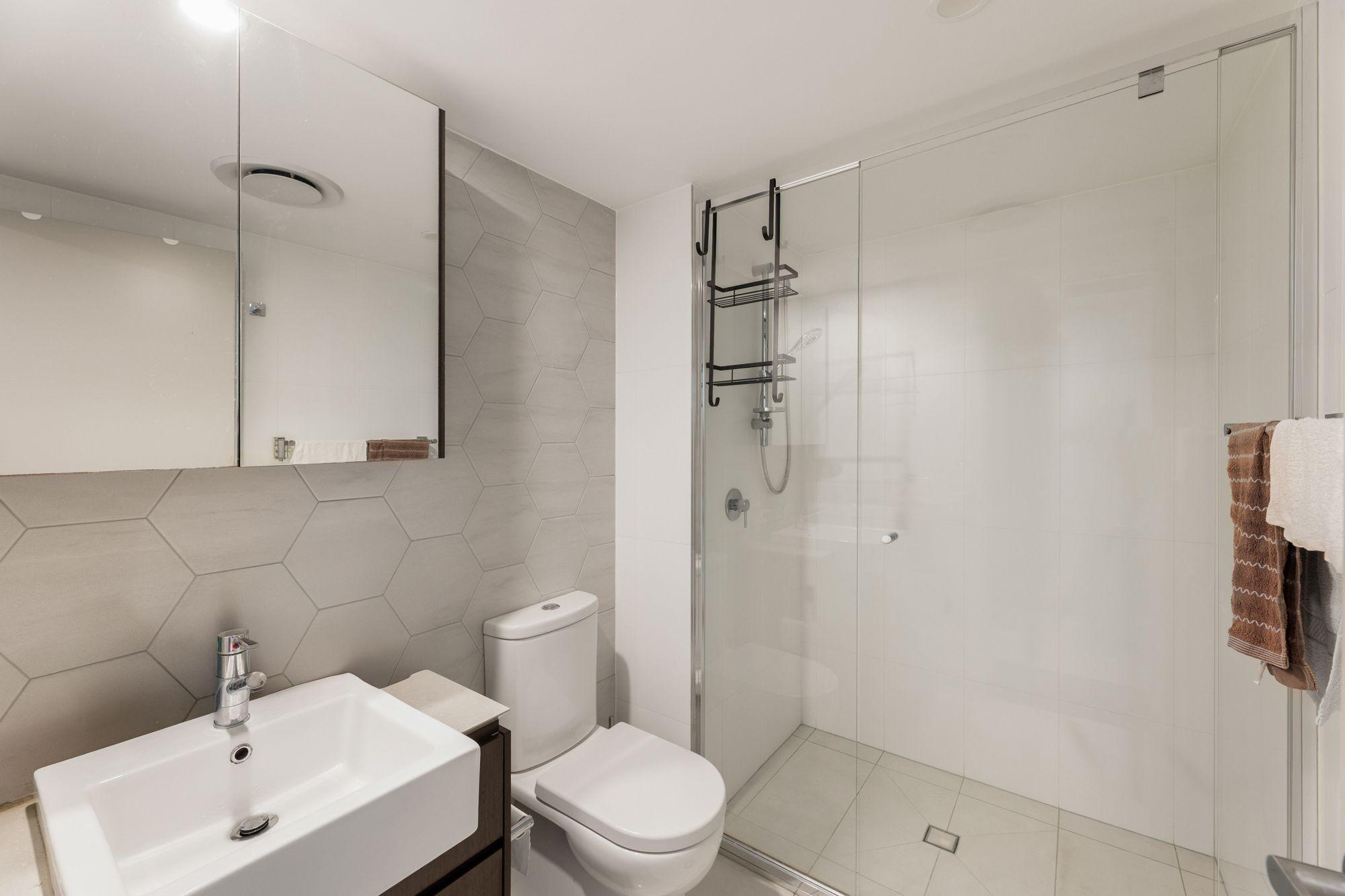 Apartment for Sale: Indooroopilly, QLD 4068, QLD, 4068