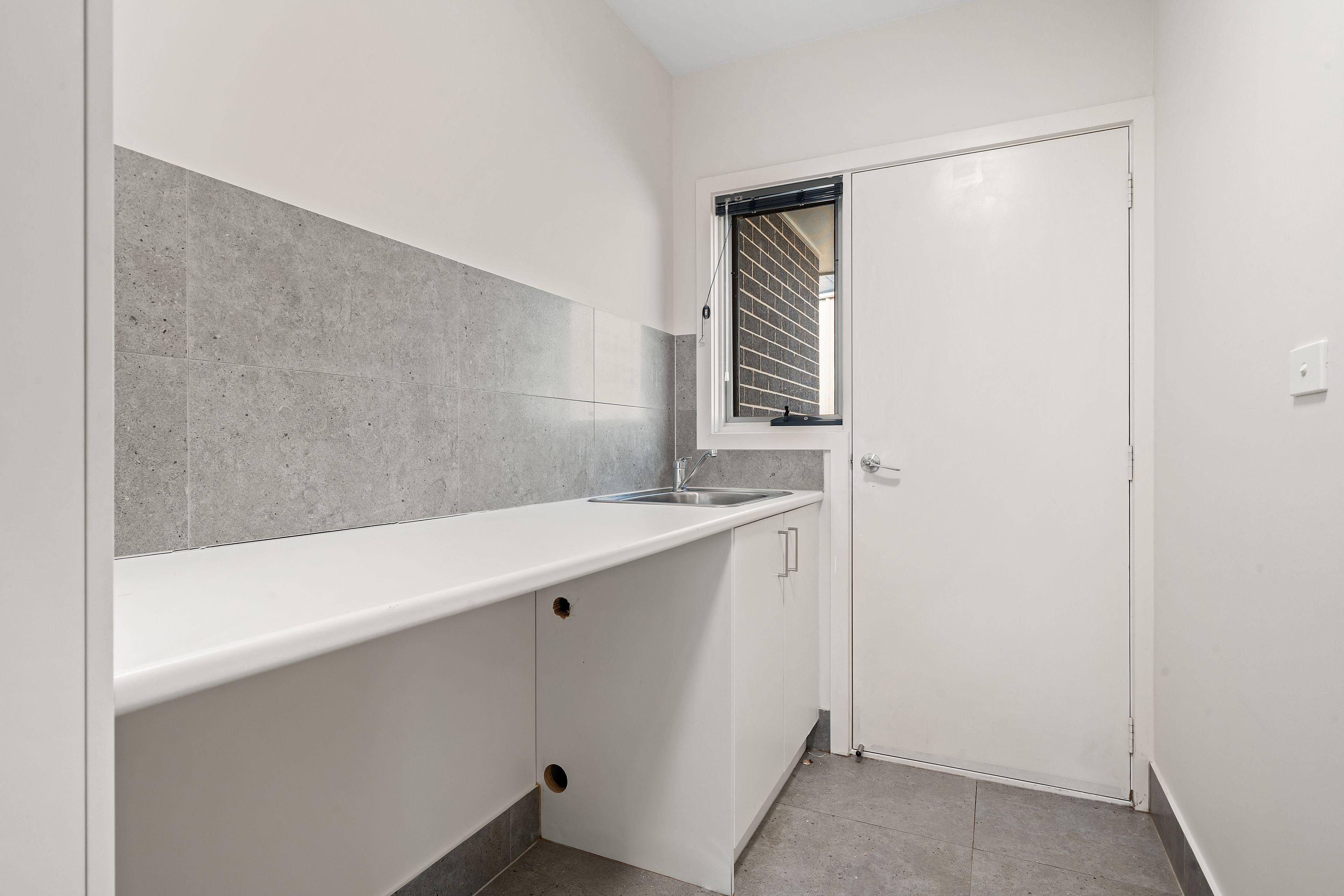 Townhouse for Sale: Scullin, ACT 2614, ACT, 2614