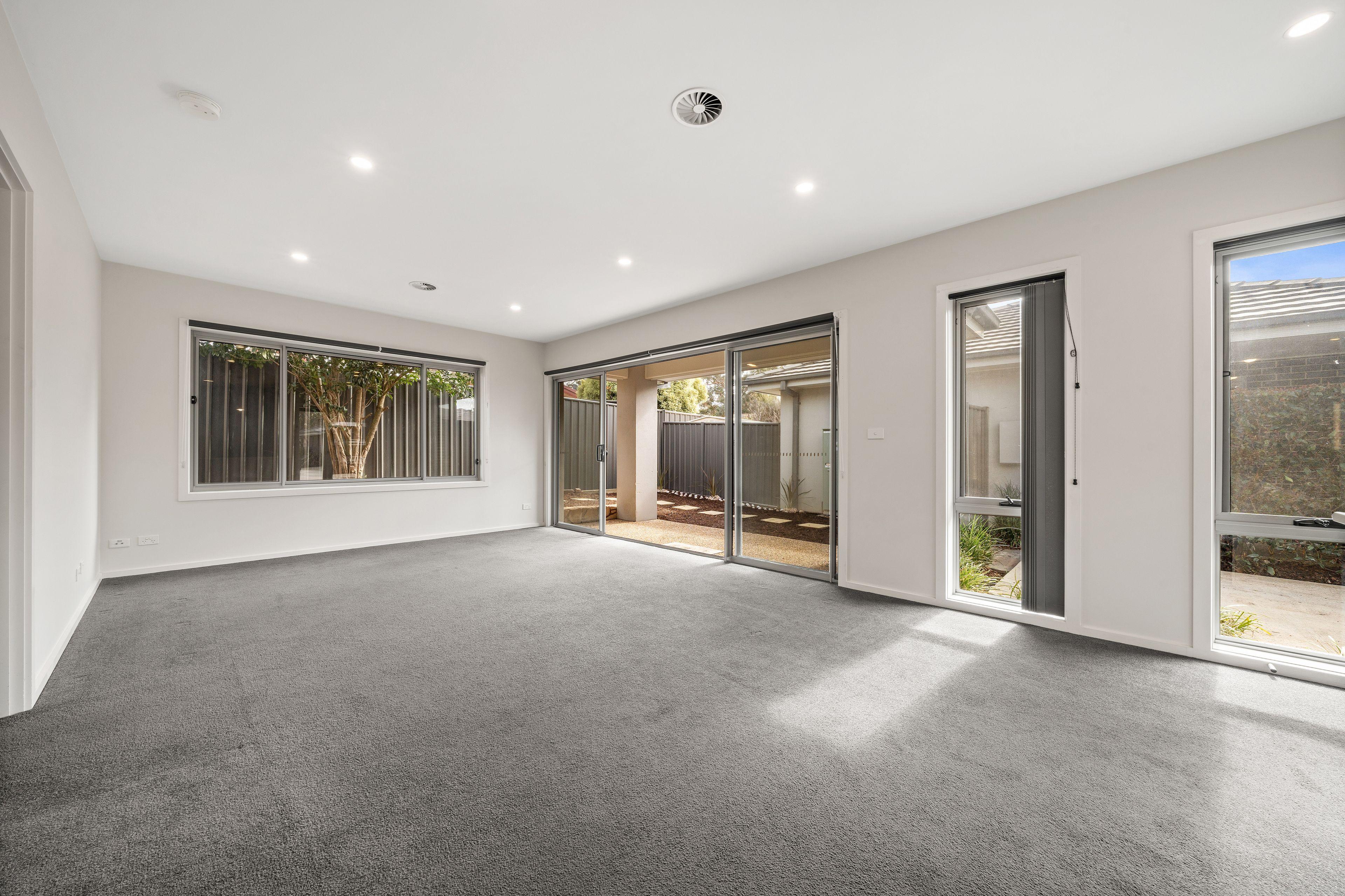 Townhouse for Sale: Scullin, ACT 2614, ACT, 2614