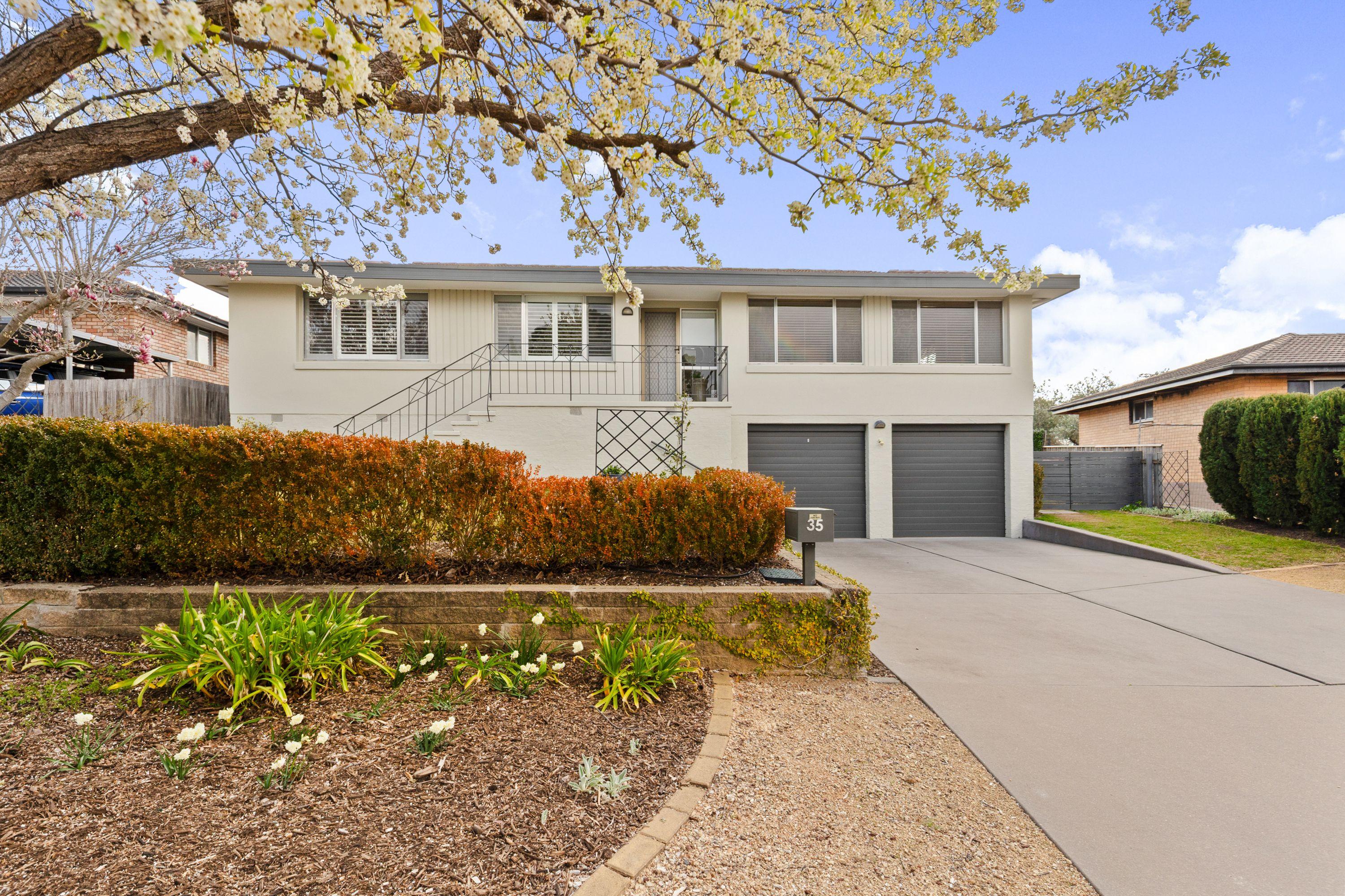 Prop-GPT: House: ACT Weetangera, ACT 2614 Home For Sale