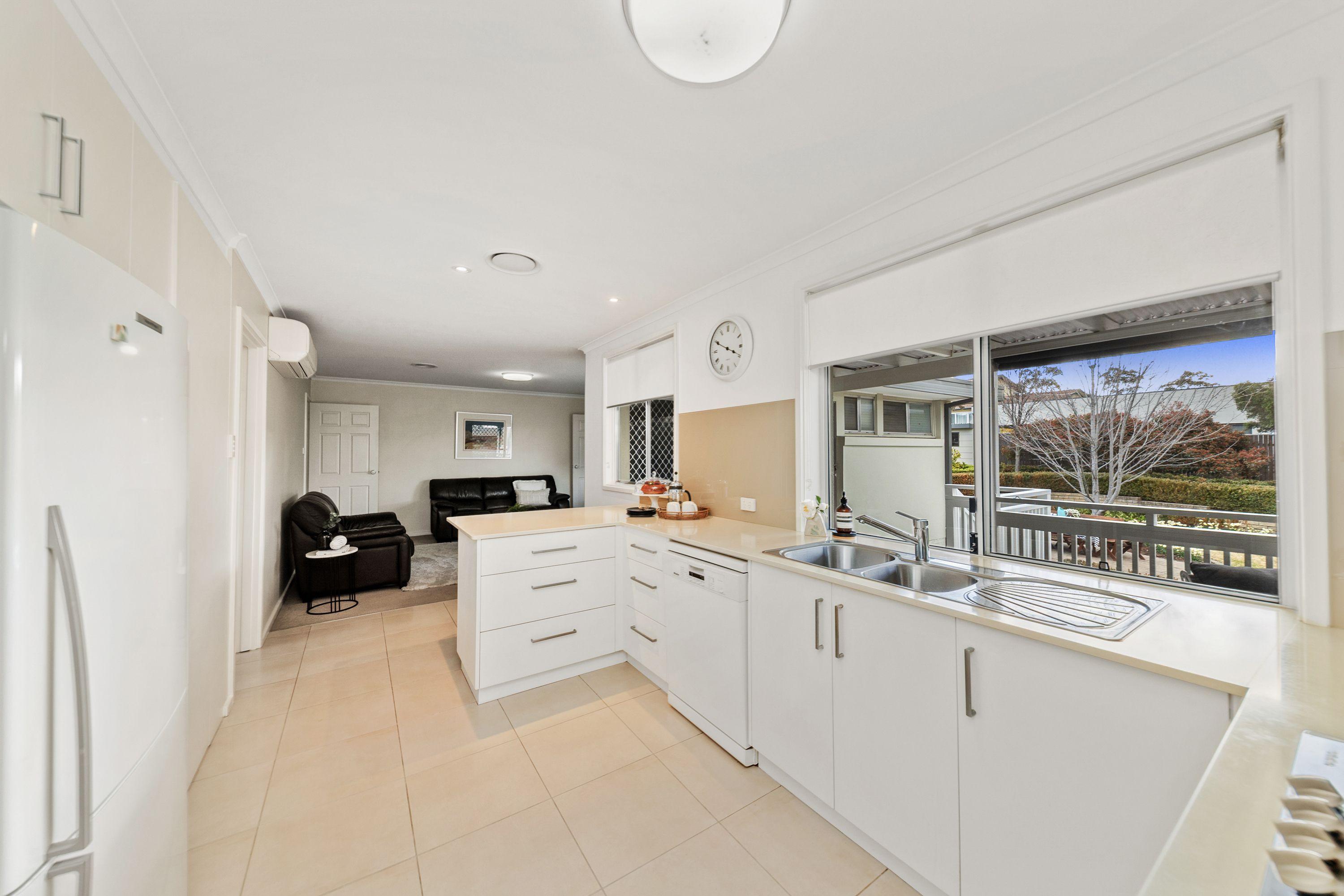 House for Sale: Weetangera, ACT 2614, ACT, 2614