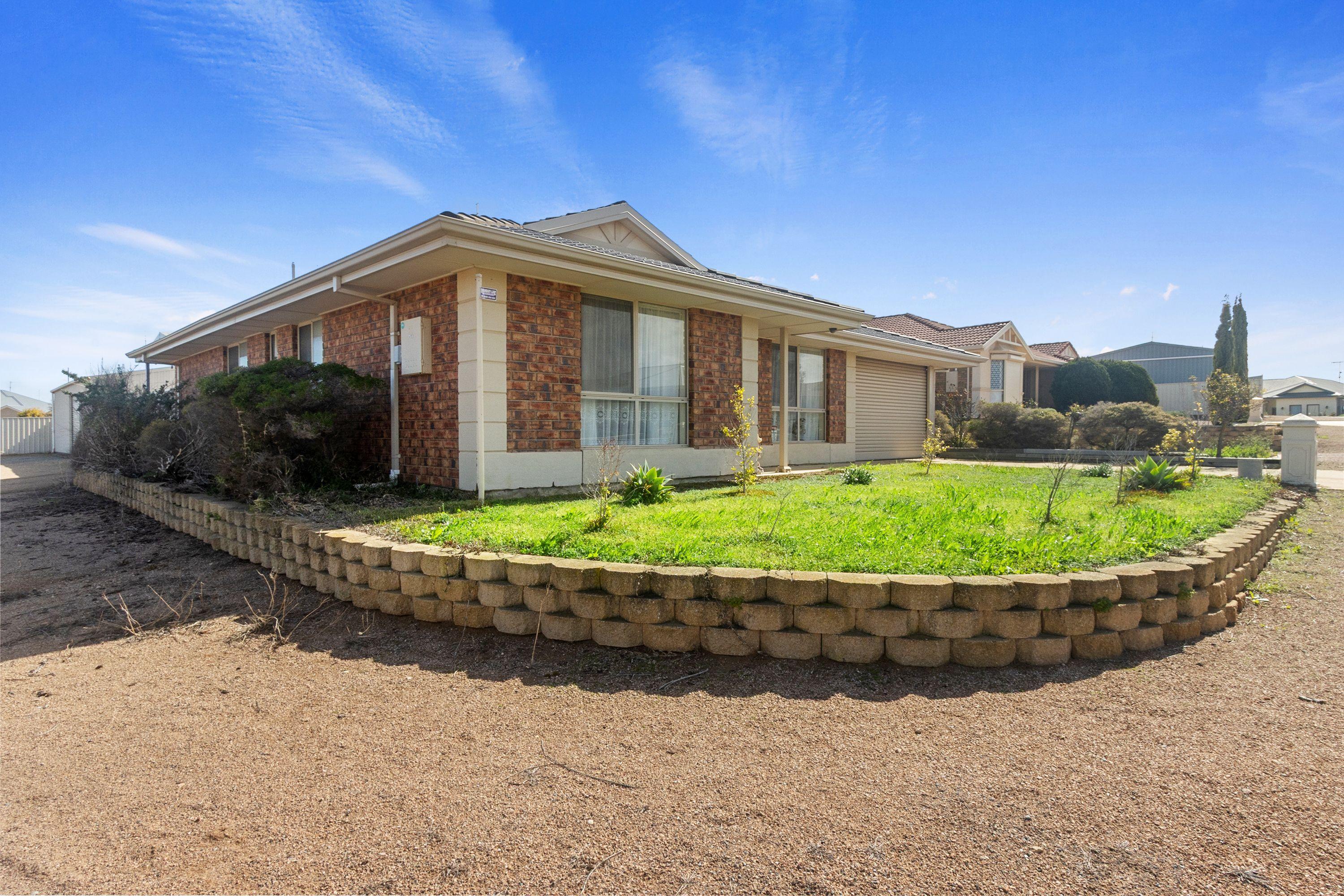 House for Sale: Moonta Bay, SA 5558, SA, 5558