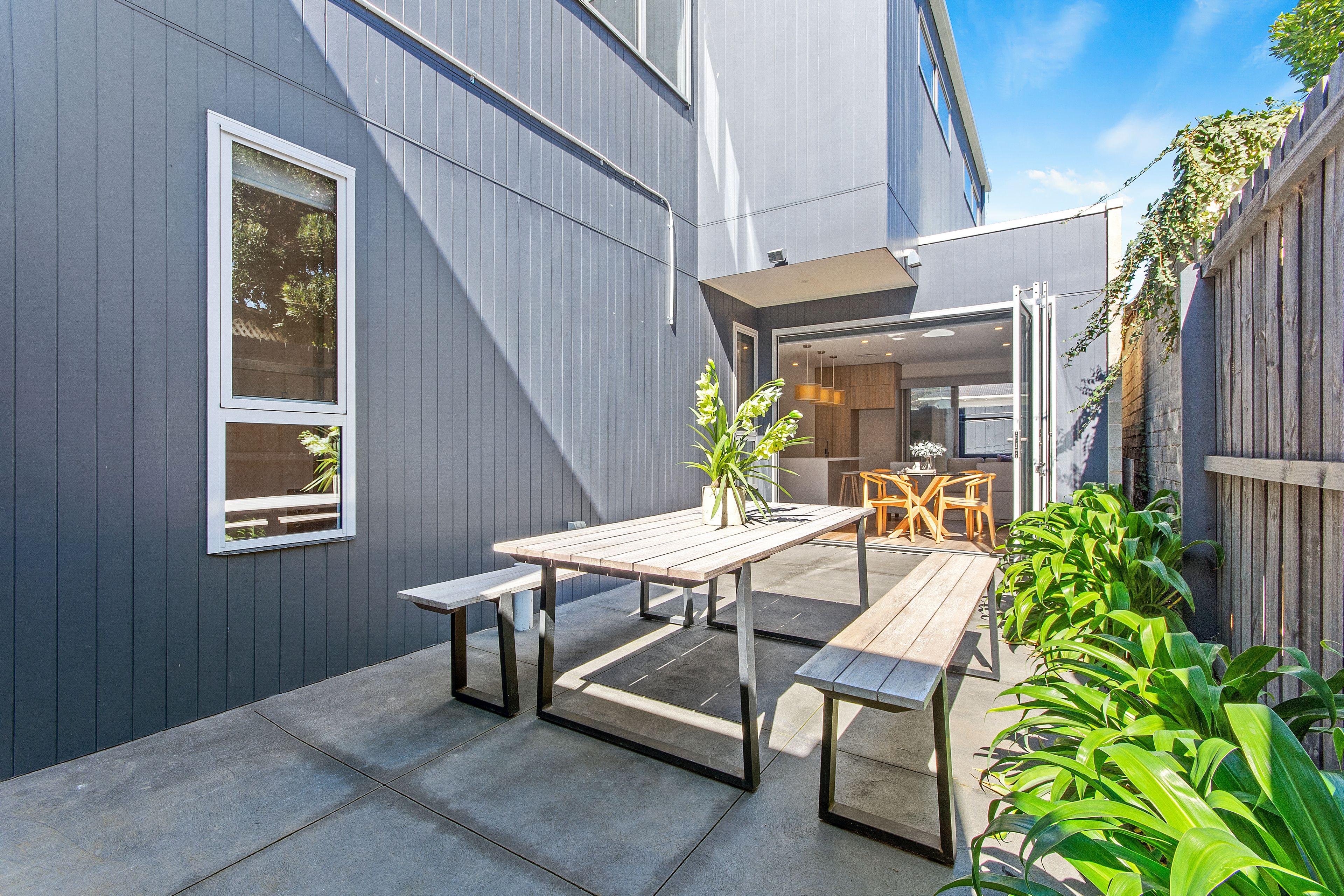 Townhouse for Sale: Newtown, VIC 3220, VIC, 3220