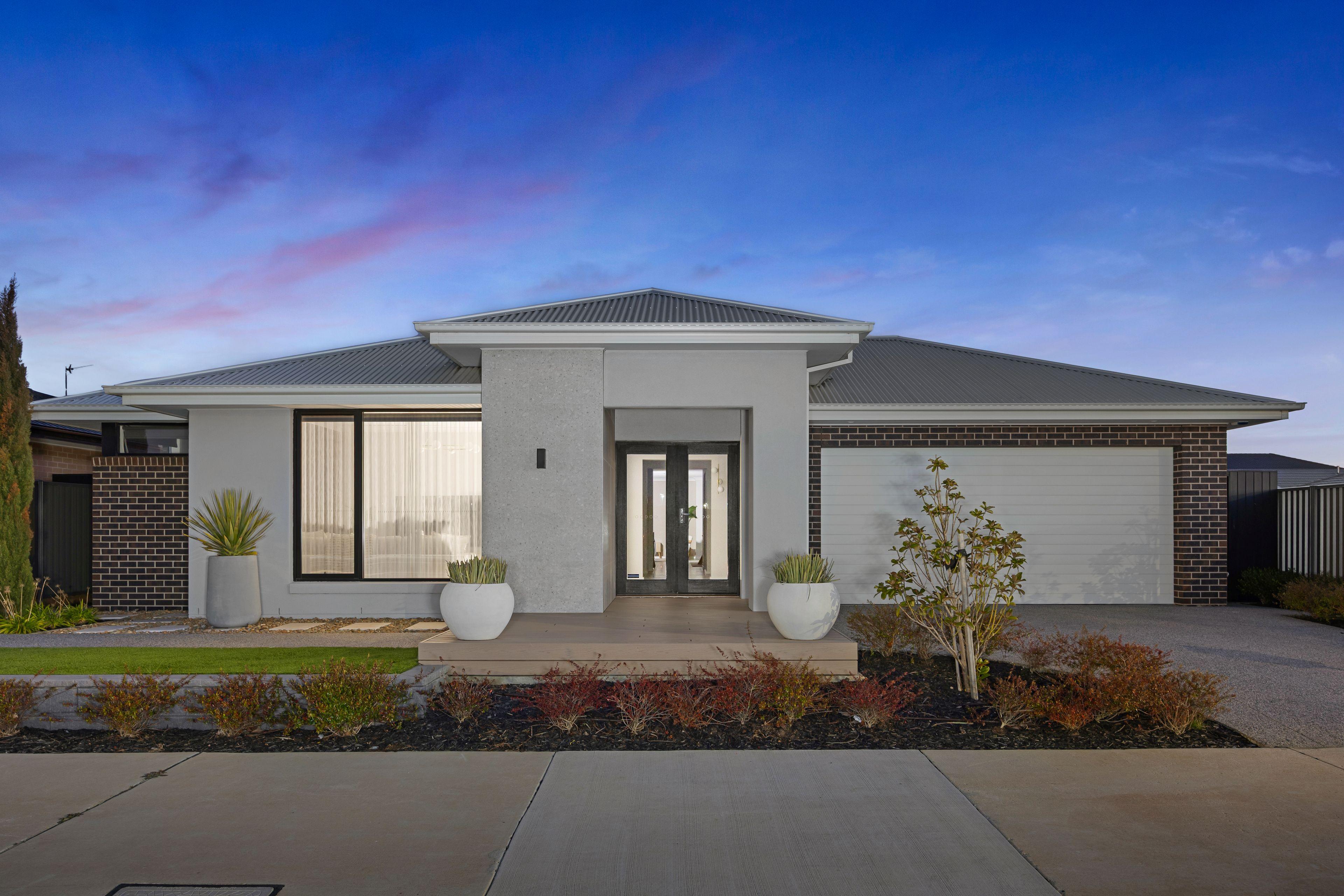Prop-GPT: House:   Home For Sale
