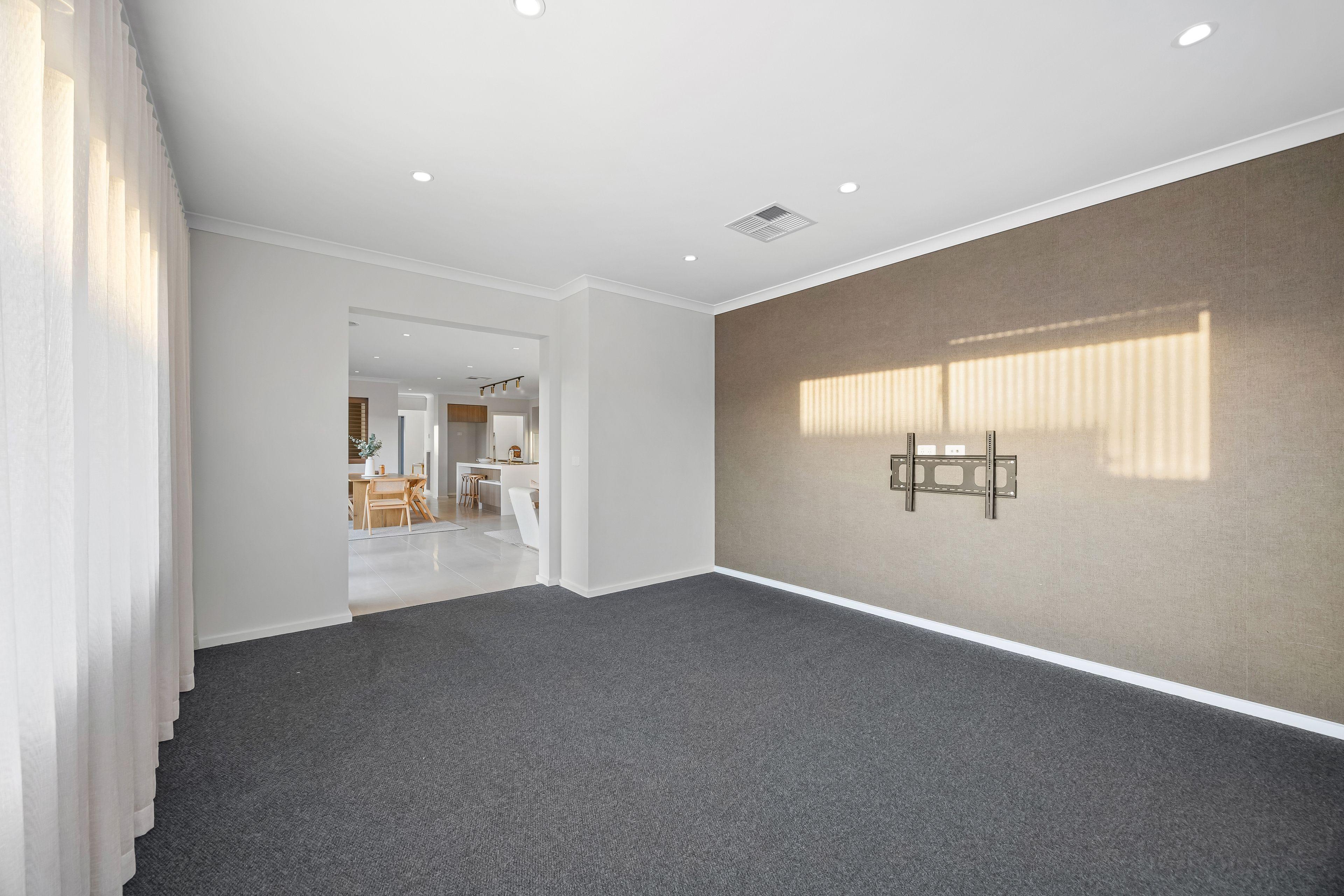 House for Sale: 3358