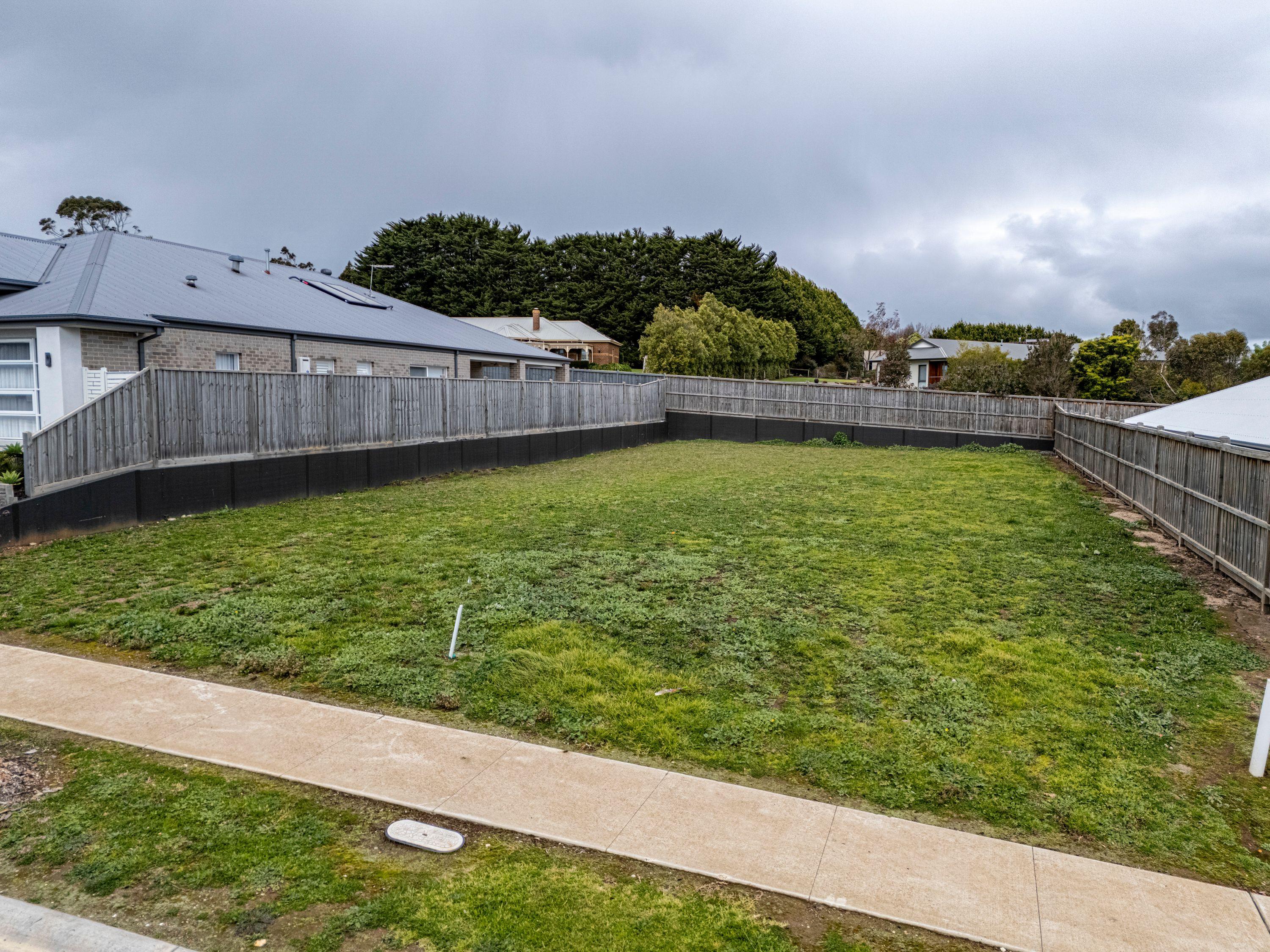 Land for Sale: Drouin, VIC 3818, VIC, 3818