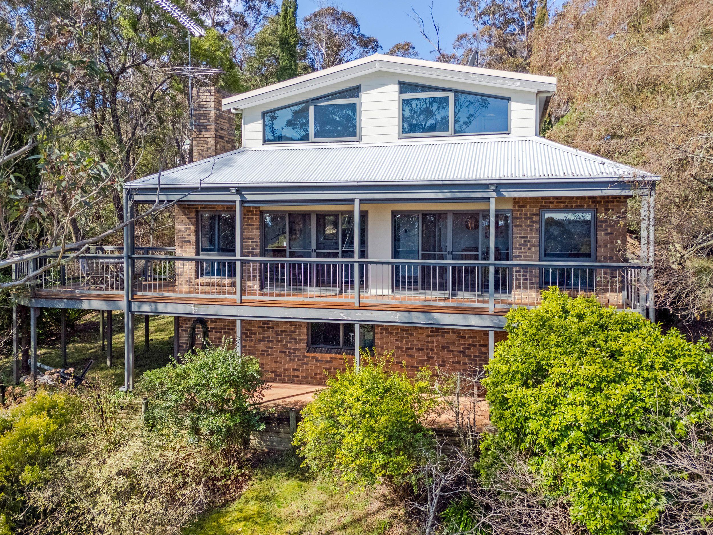 Prop-GPT: House: NSW Mount Victoria, NSW 2786 Home For Sale