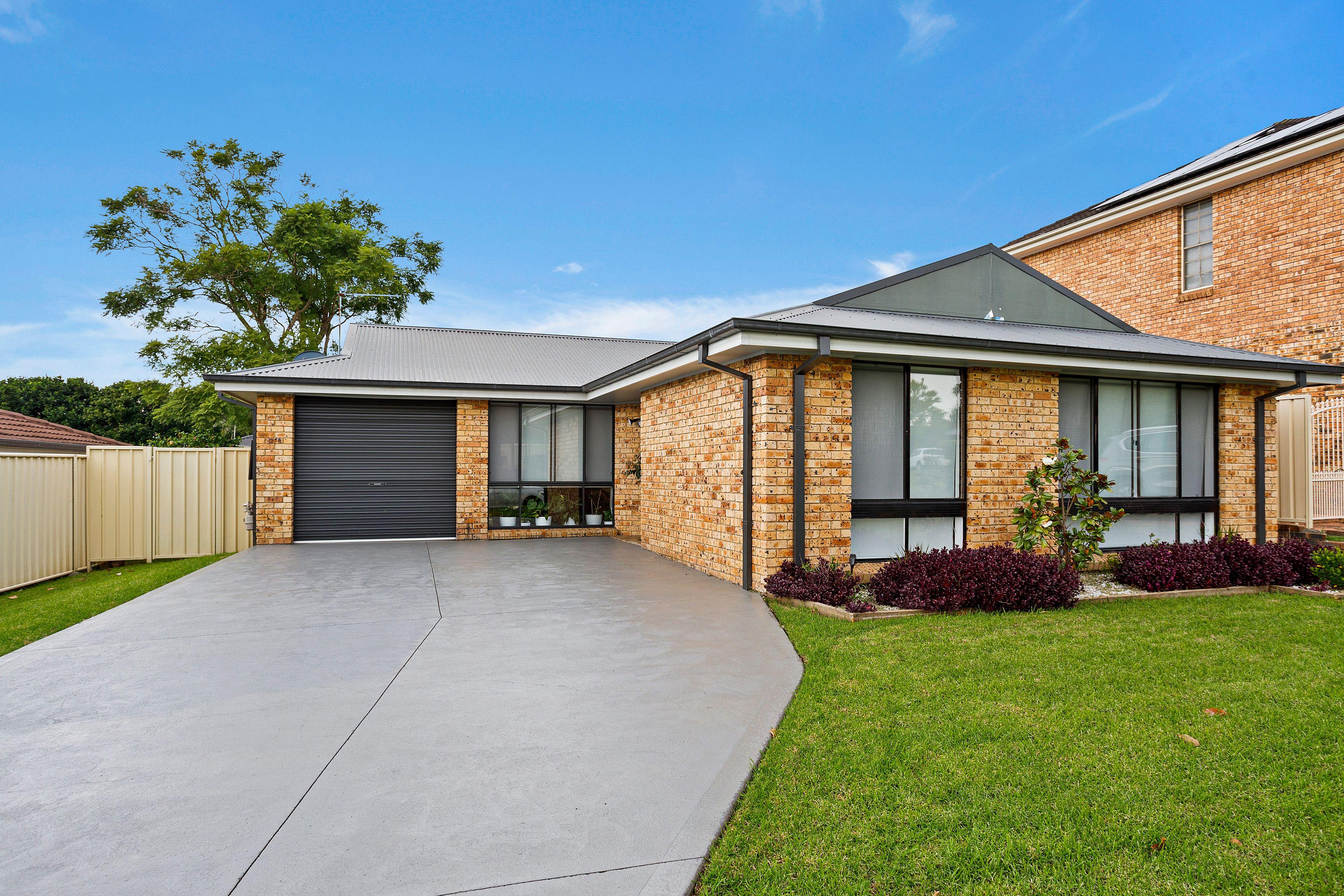 Prop-GPT: House: NSW Albion Park, NSW 2527 Home For Sale