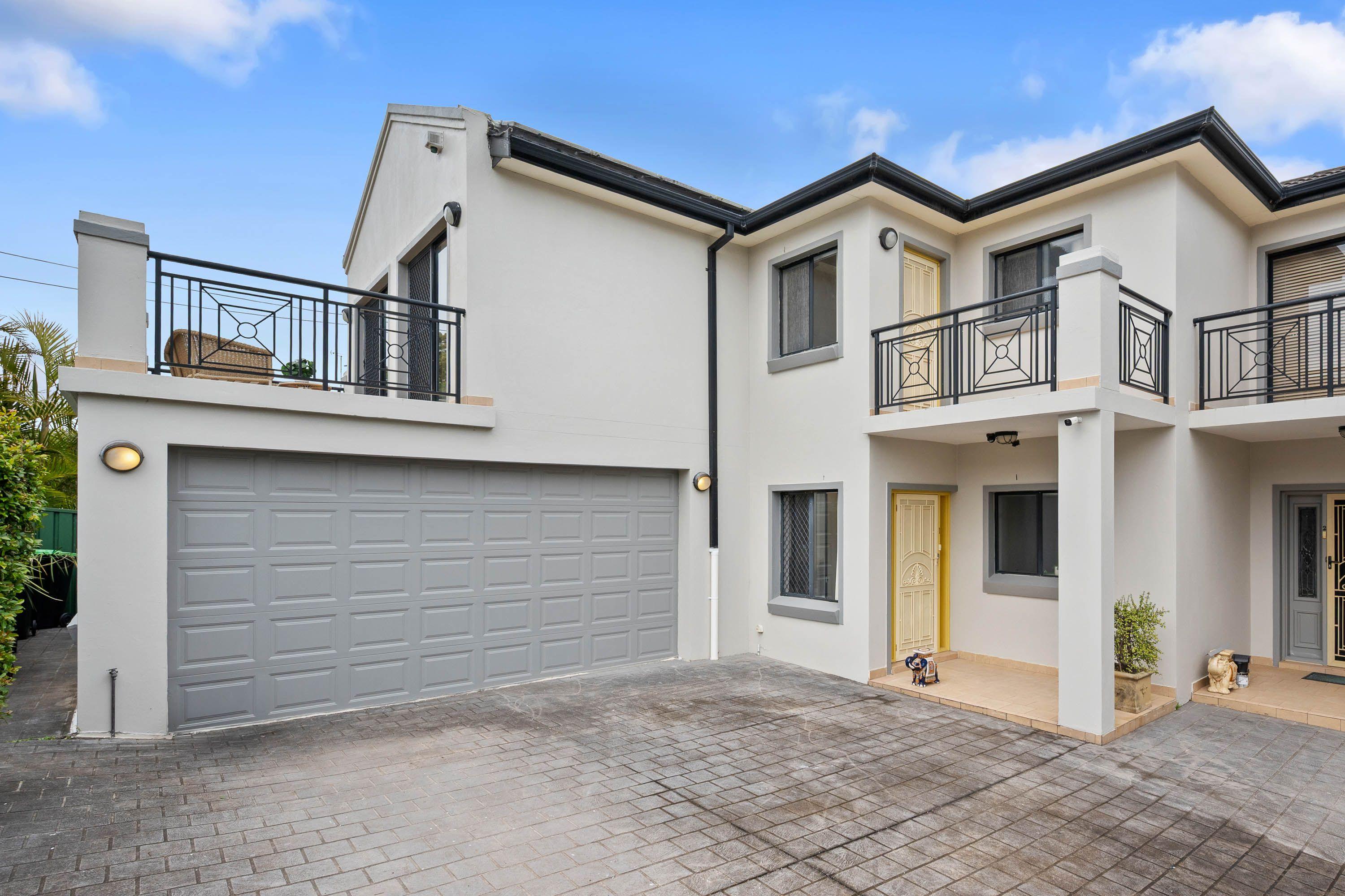 Prop-GPT: DuplexSemi-detached: NSW Allawah, NSW 2218 Home For Sale