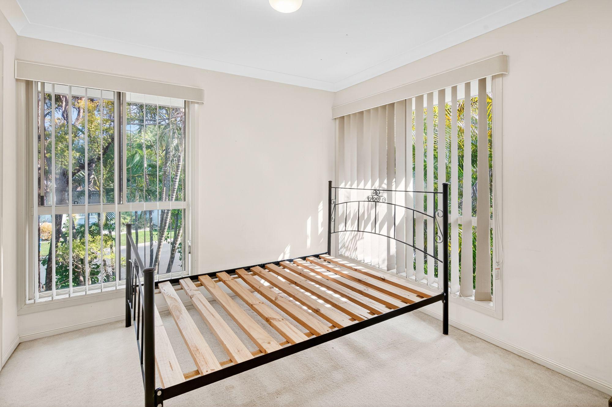 DuplexSemi-detached for Sale: Varsity Lakes, QLD 4227, QLD, 4227