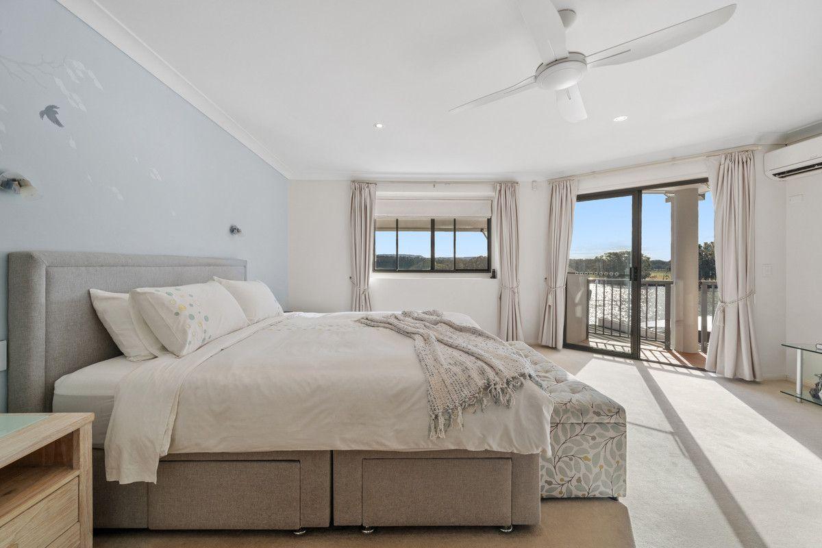Property for Sale: Clear Island Waters, QLD 4226, QLD, 4226
