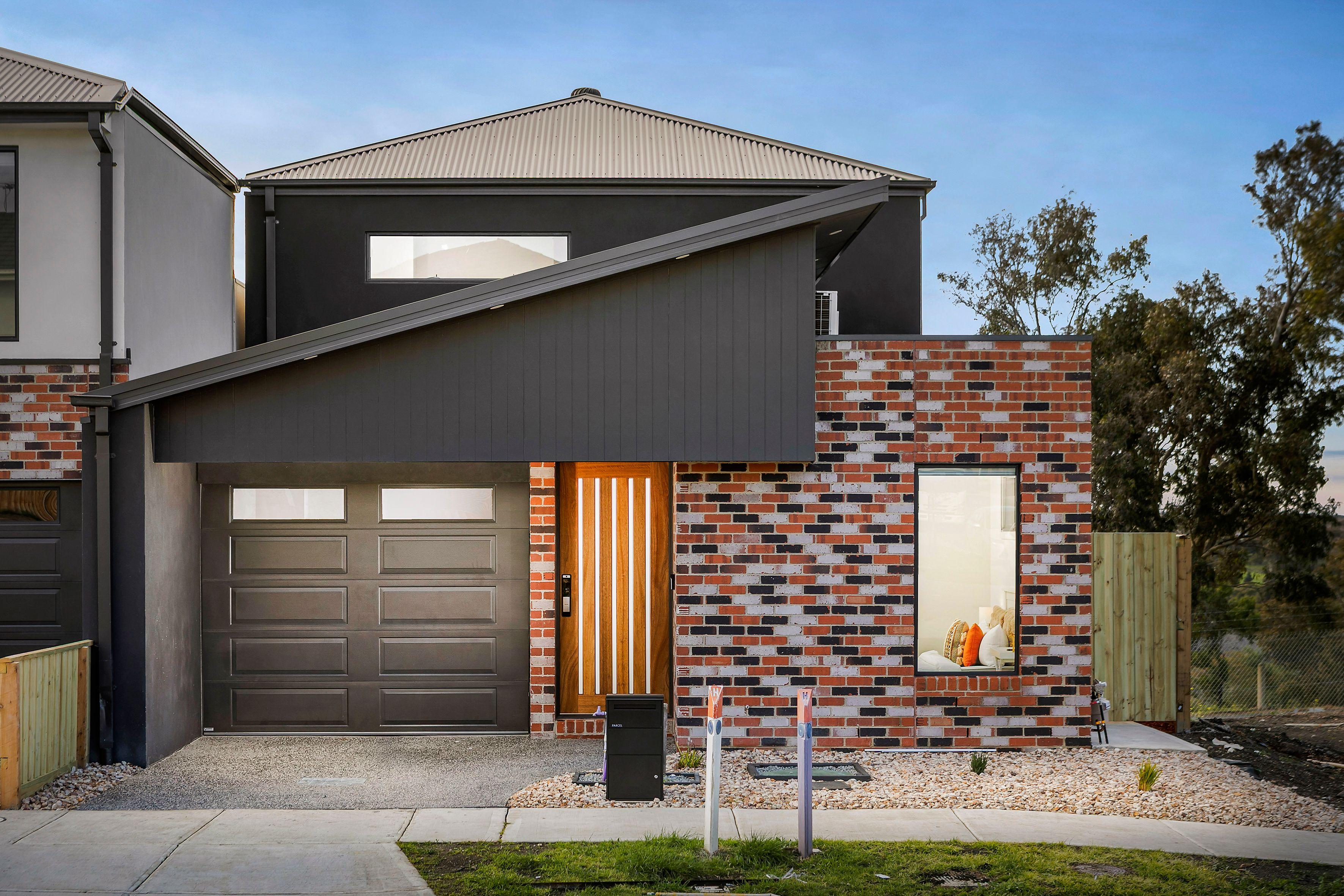 Prop-GPT: House: VIC Greenvale, VIC 3059 Home For Sale