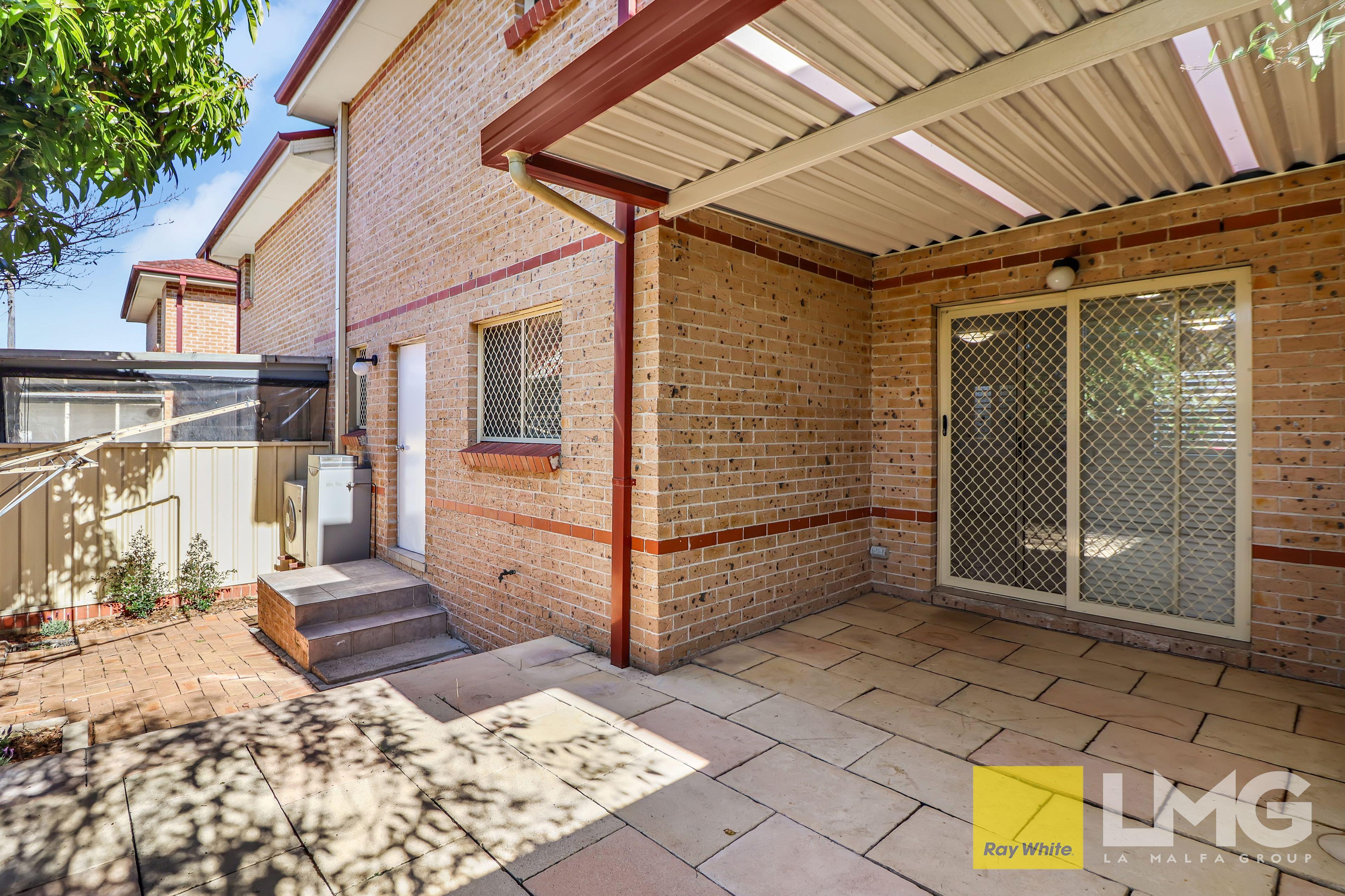 Townhouse for Sale: Auburn, NSW 2144, NSW, 2144