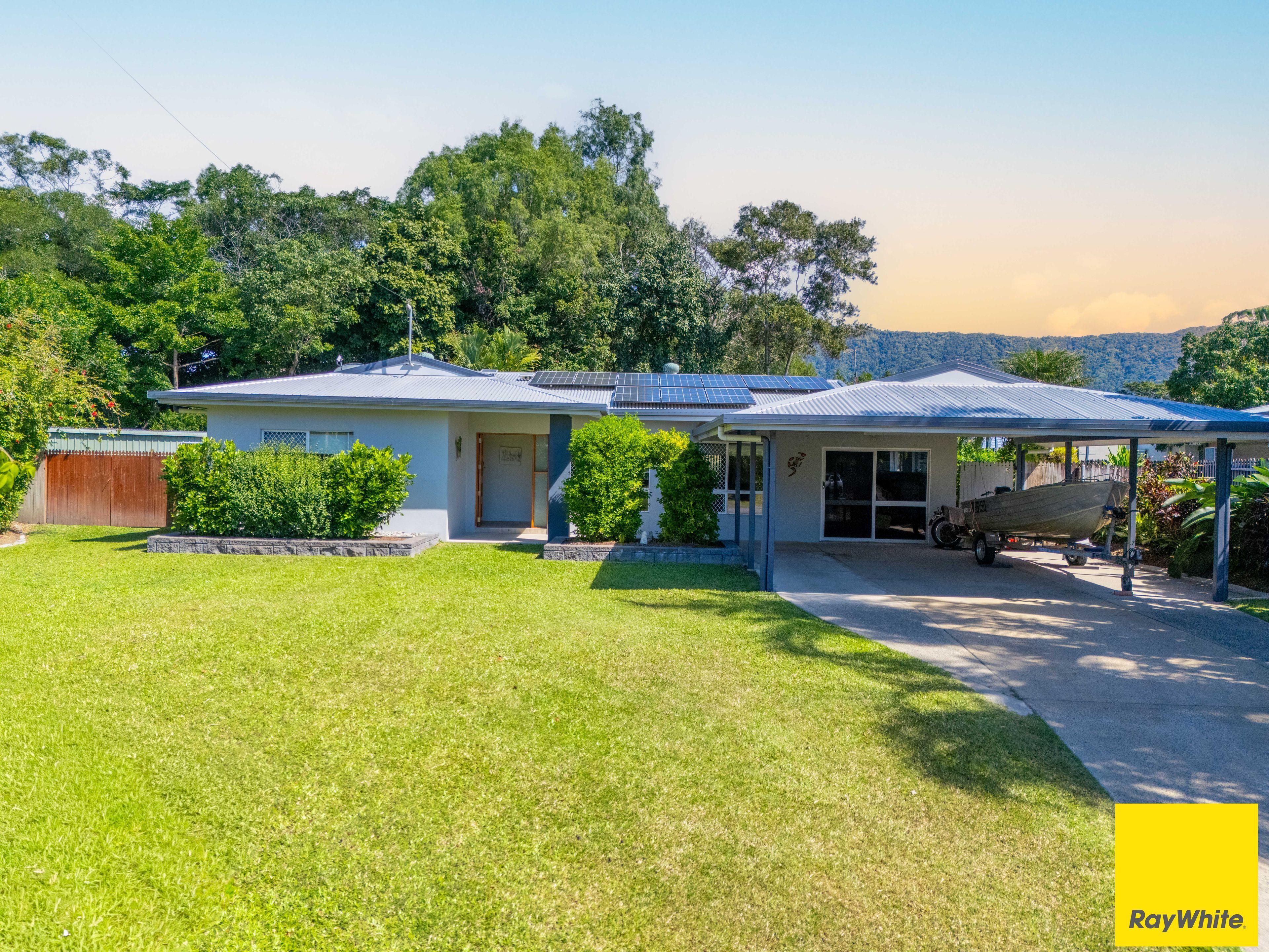 Prop-GPT: House: QLD Kewarra Beach, QLD 4879 Home For Sale