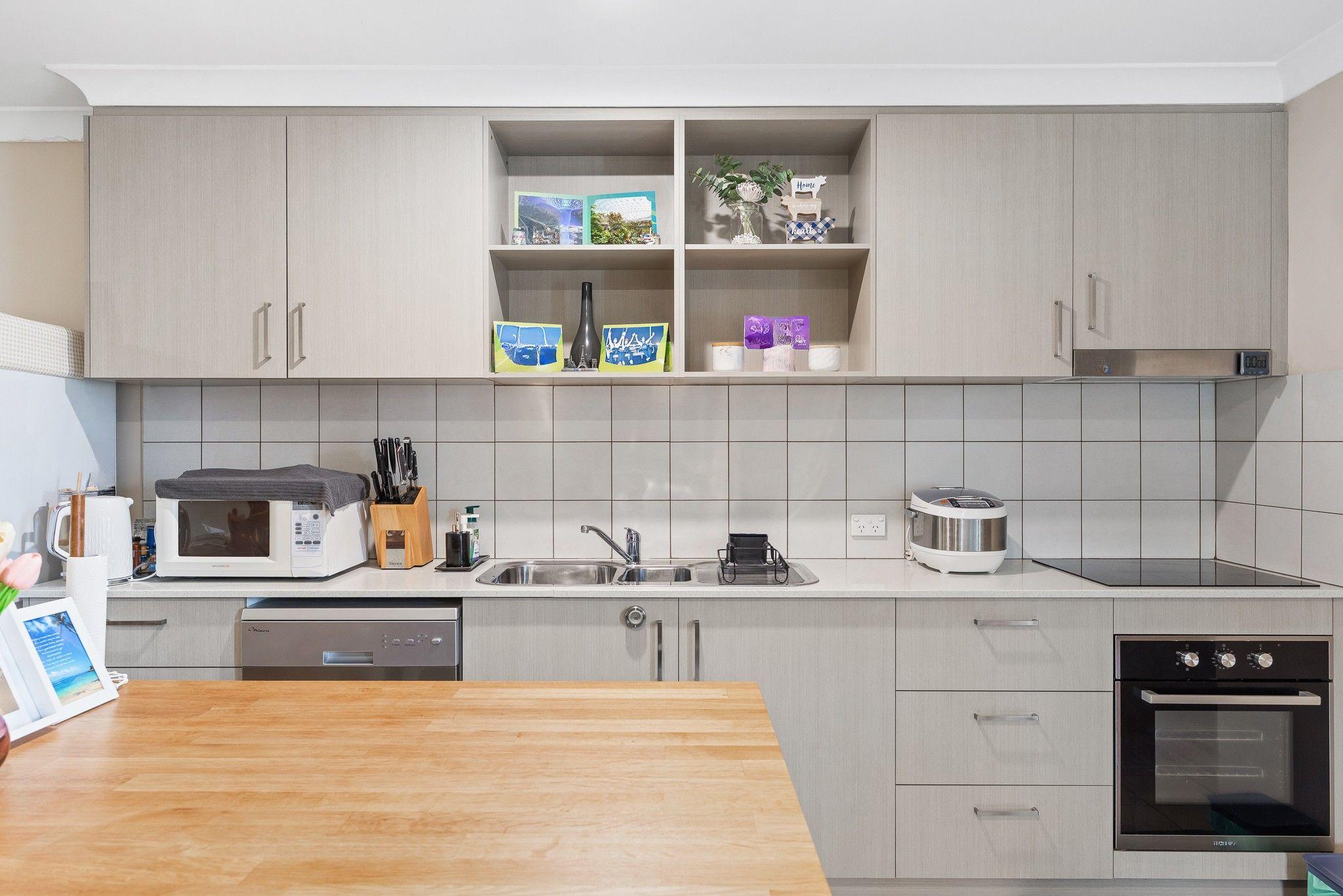 Prop-GPT: Apartment: WA Ascot, WA 6104 Home For Sale