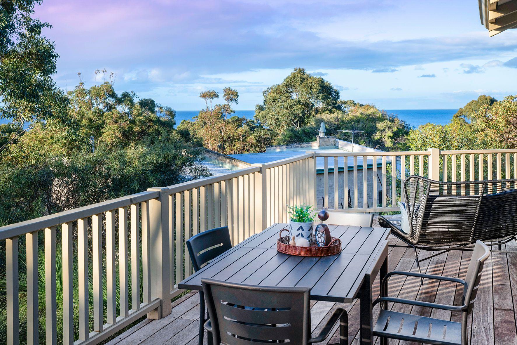 Prop-GPT: House: WA Eagle Bay, WA 6281 Home For Sale