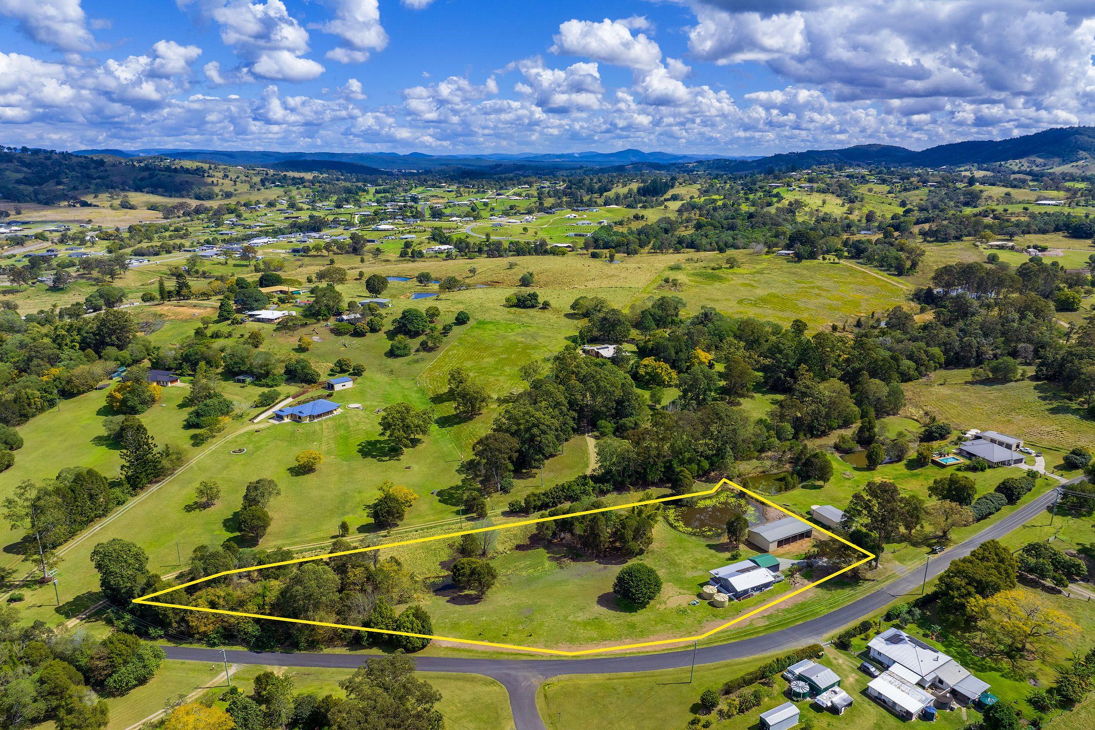 Prop-GPT: House: QLD Chatsworth, QLD 4570 Home For Sale