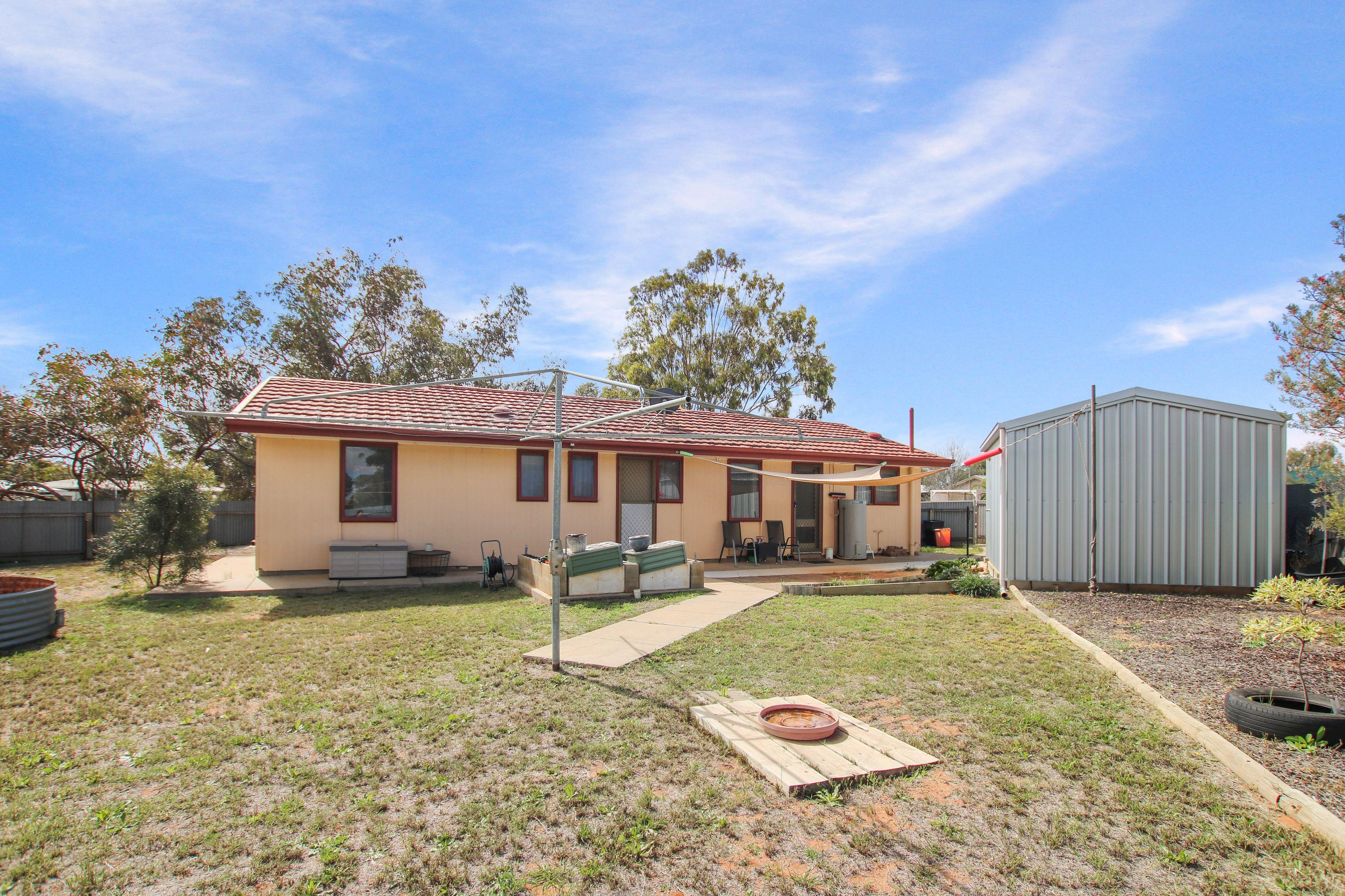 House for Sale: Waikerie, SA 5330, SA, 5330