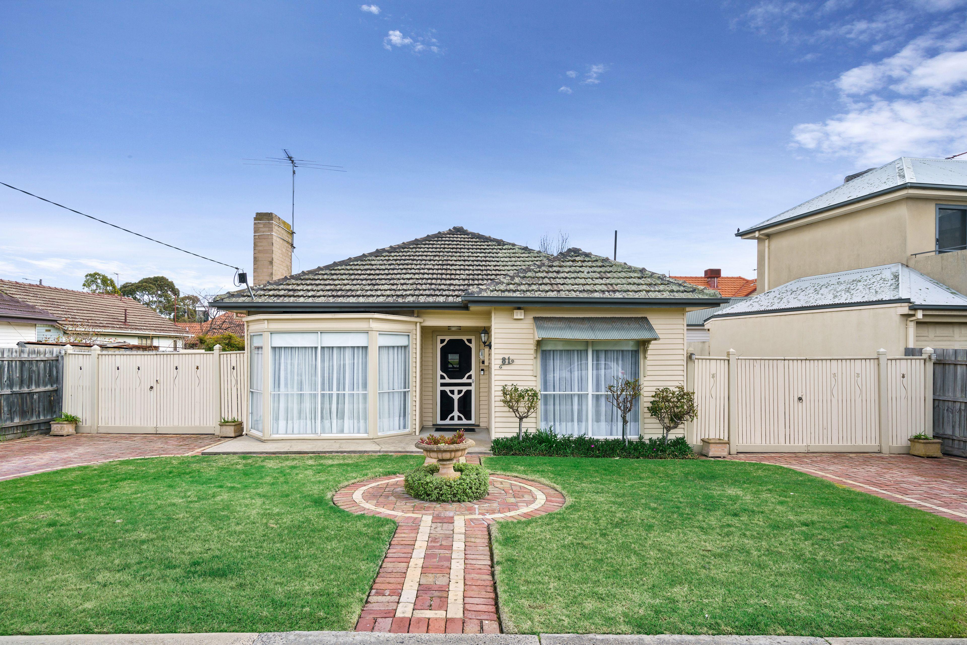 Prop-GPT: House: VIC Williamstown, VIC 3016 Home For Sale