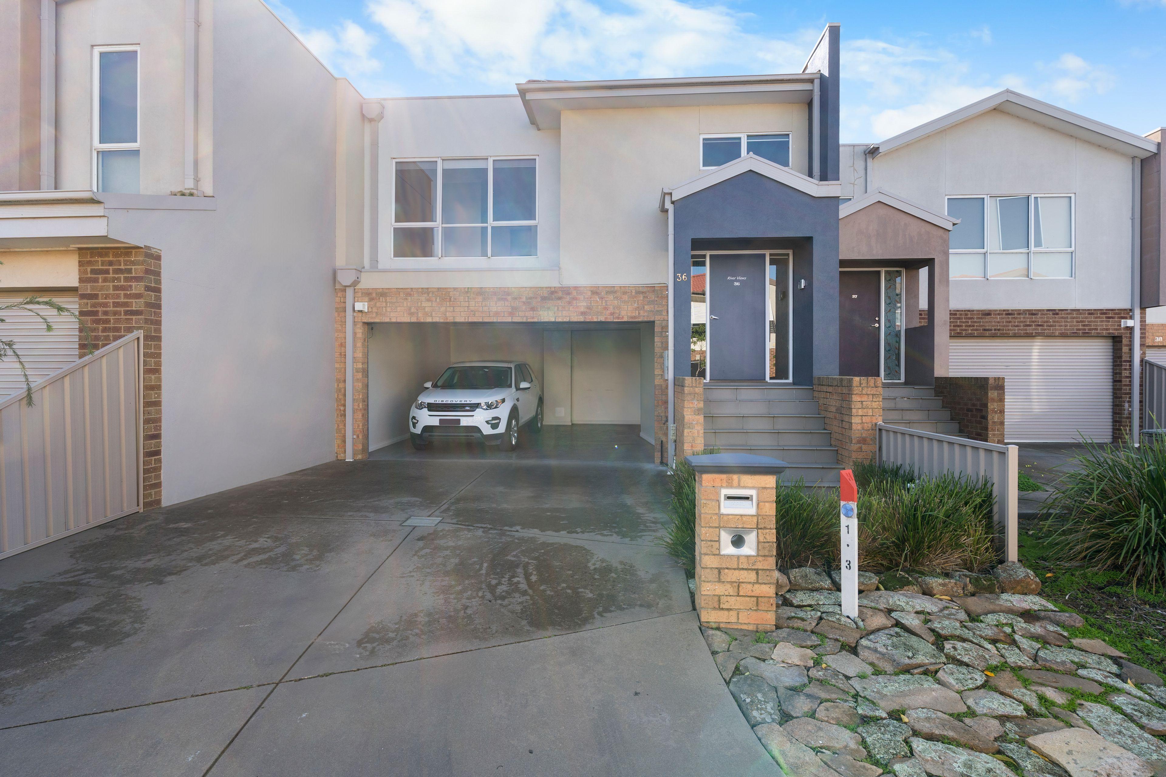 Prop-GPT: House: VIC Shepparton, VIC 3630 Home For Sale